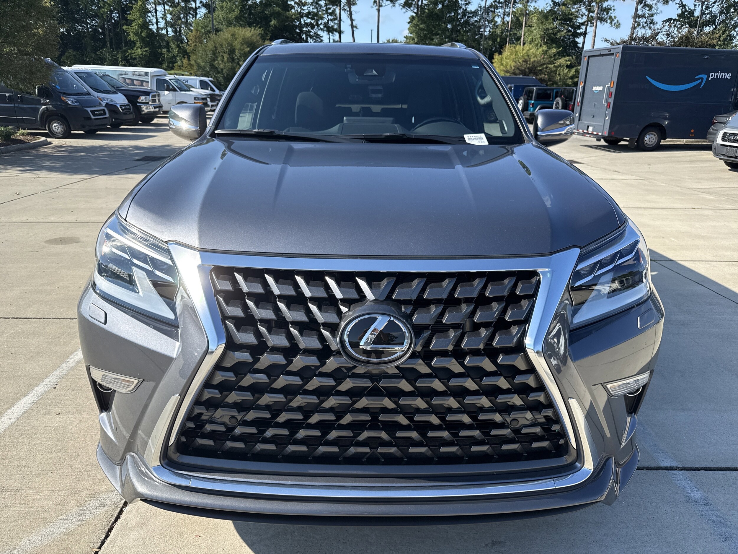 2023 Lexus GX 460 Premium photo 2