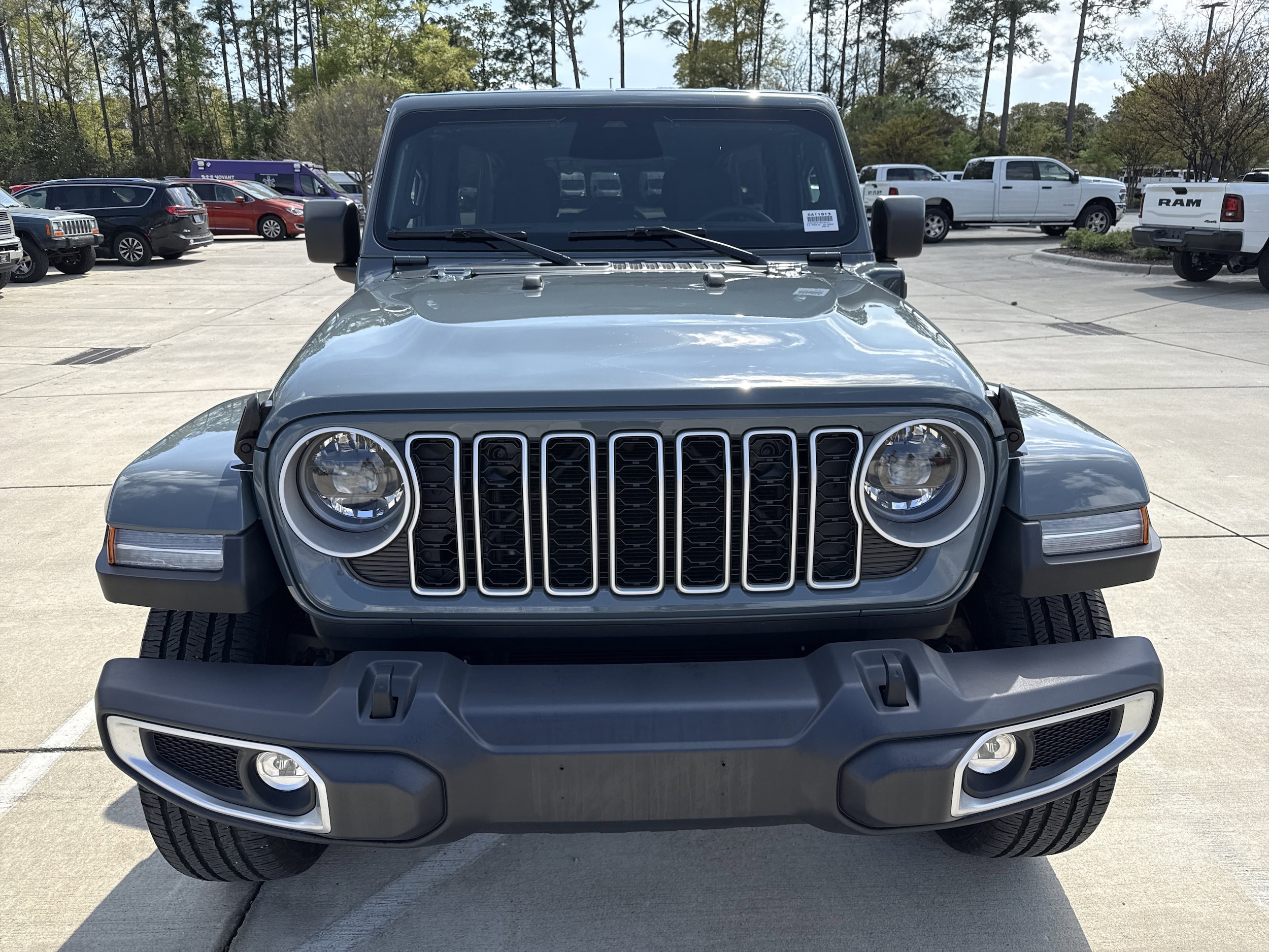 2025 Jeep Wrangler 4xe Sahara photo 2