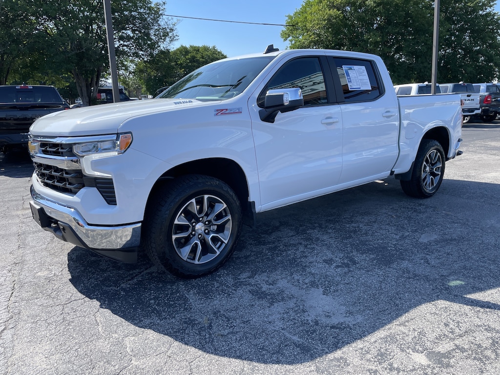 Used 2025 Chevrolet Silverado 1500 LT Truck Crew Cab