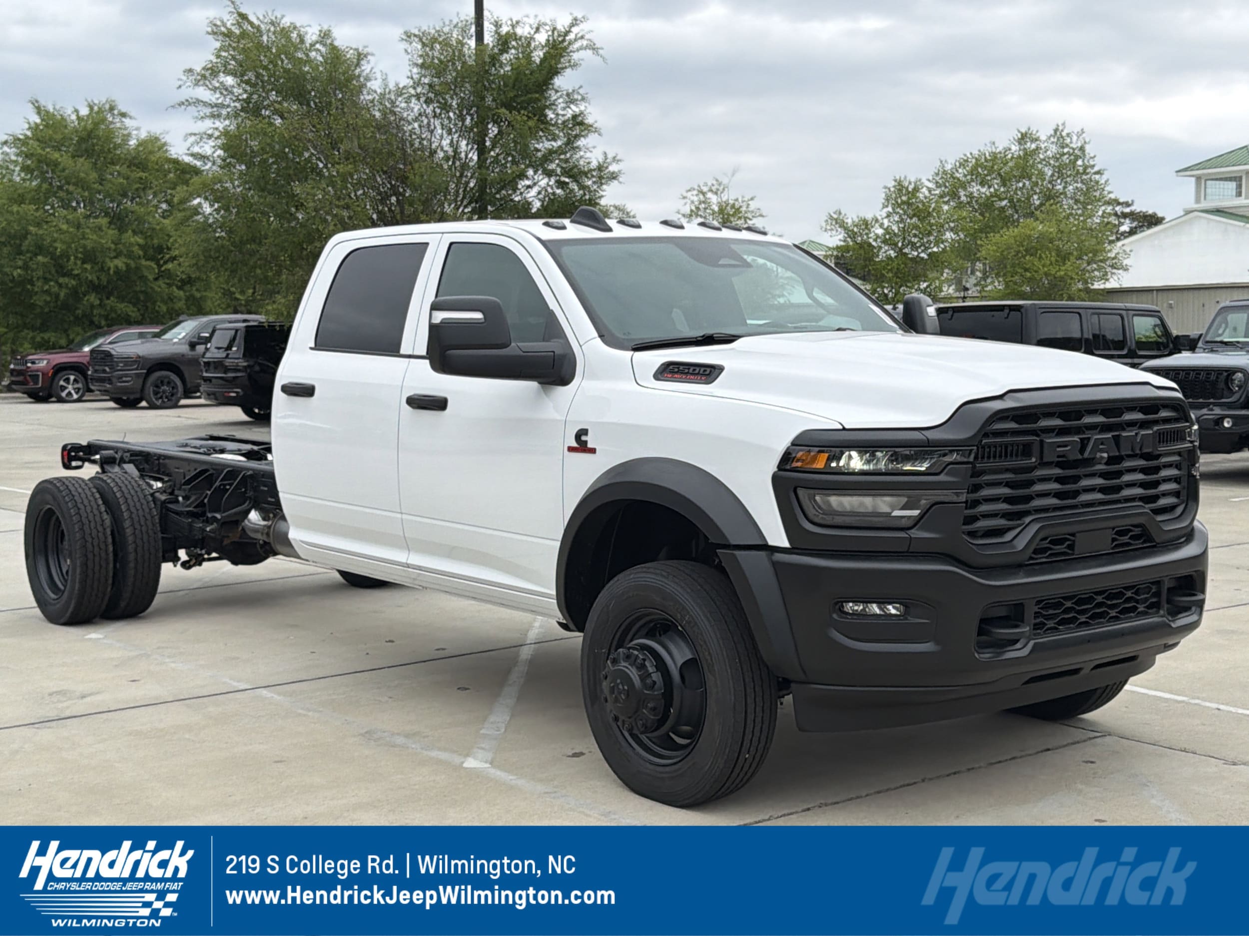 2026 RAM 5500 Big Horn 4X4 Crew Cab DRW 197" WB's photo