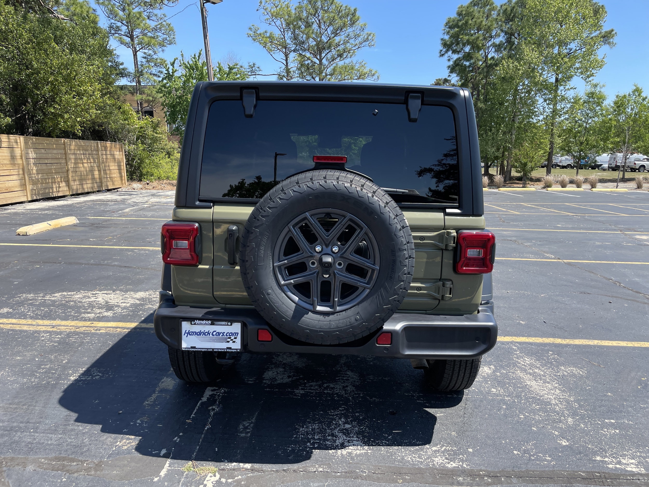 2025 Jeep Wrangler Sport S photo 3