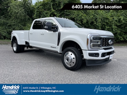 2025 Ford F-450 Platinum Truck Crew Cab