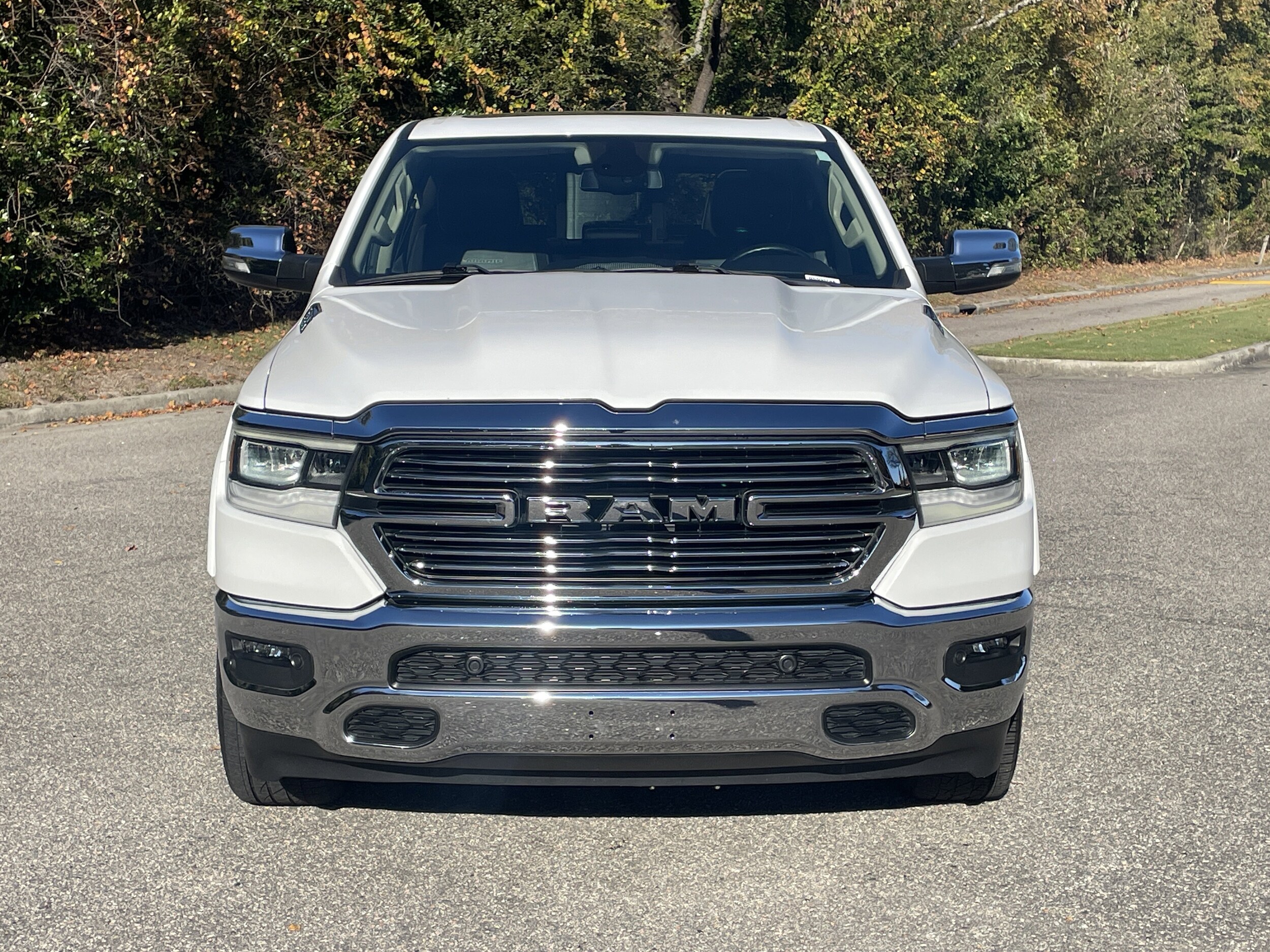 2020 Ram 1500 Laramie photo 3