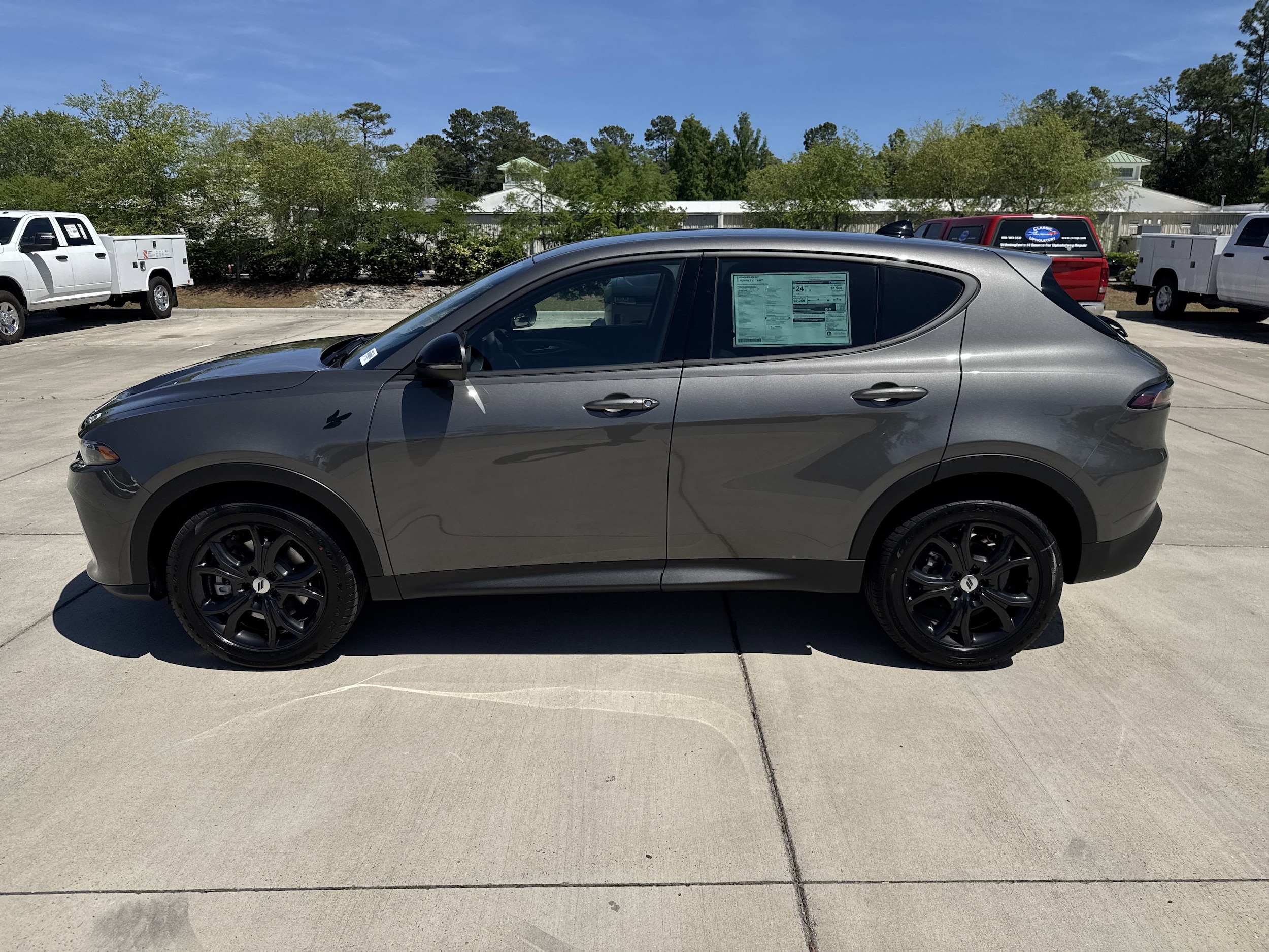 2025 Dodge Hornet GT photo 5