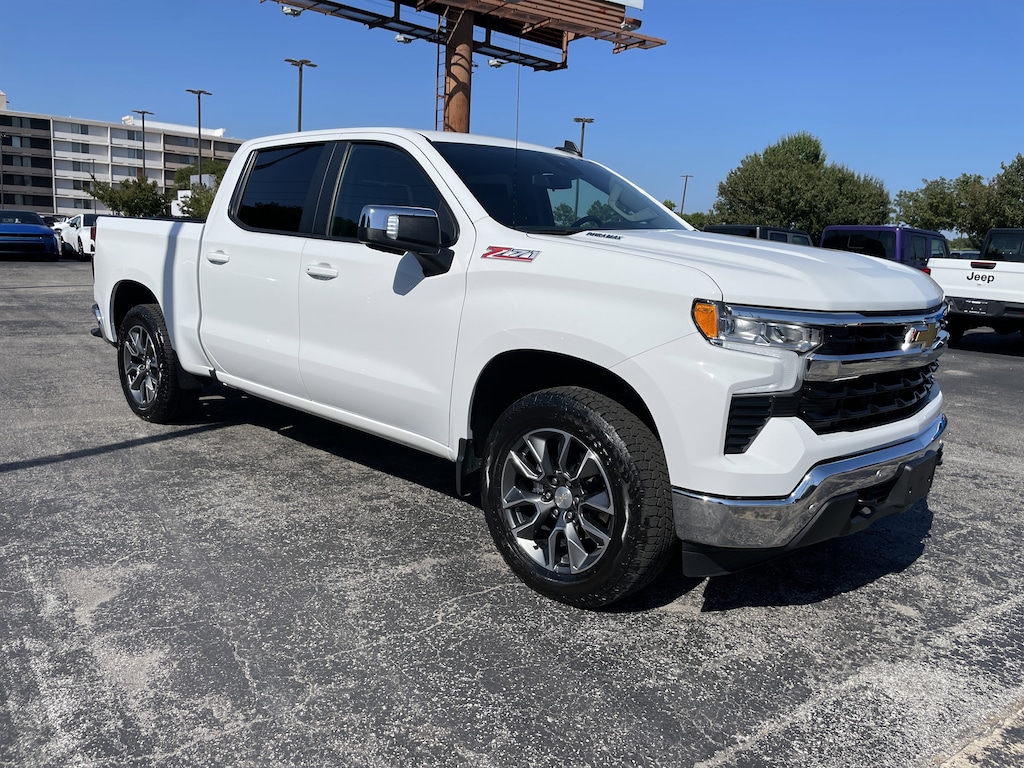 Used 2025 Chevrolet Silverado 1500 LT Truck Crew Cab