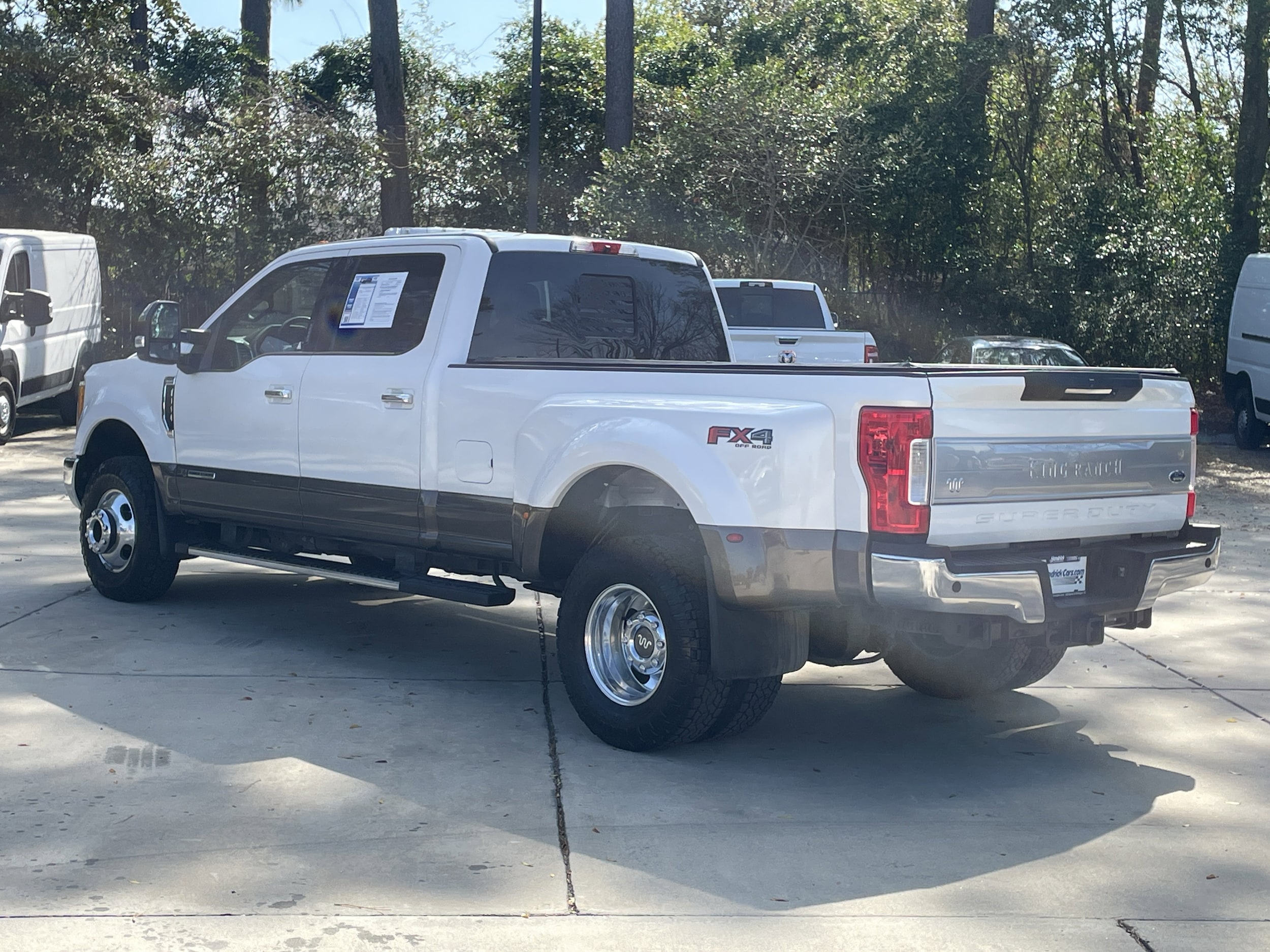 2017 Ford F-350 King Ranch photo 6