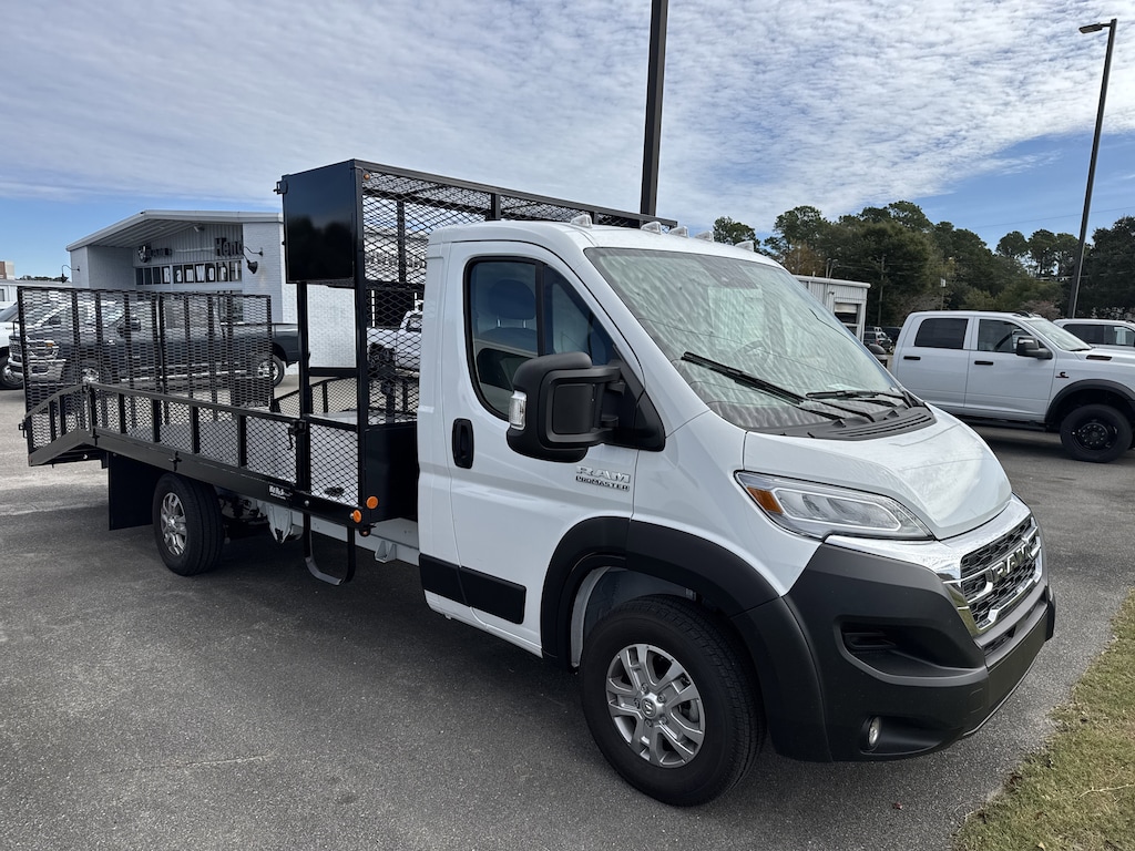 New 2025 Ram Promaster Cutaway SLT