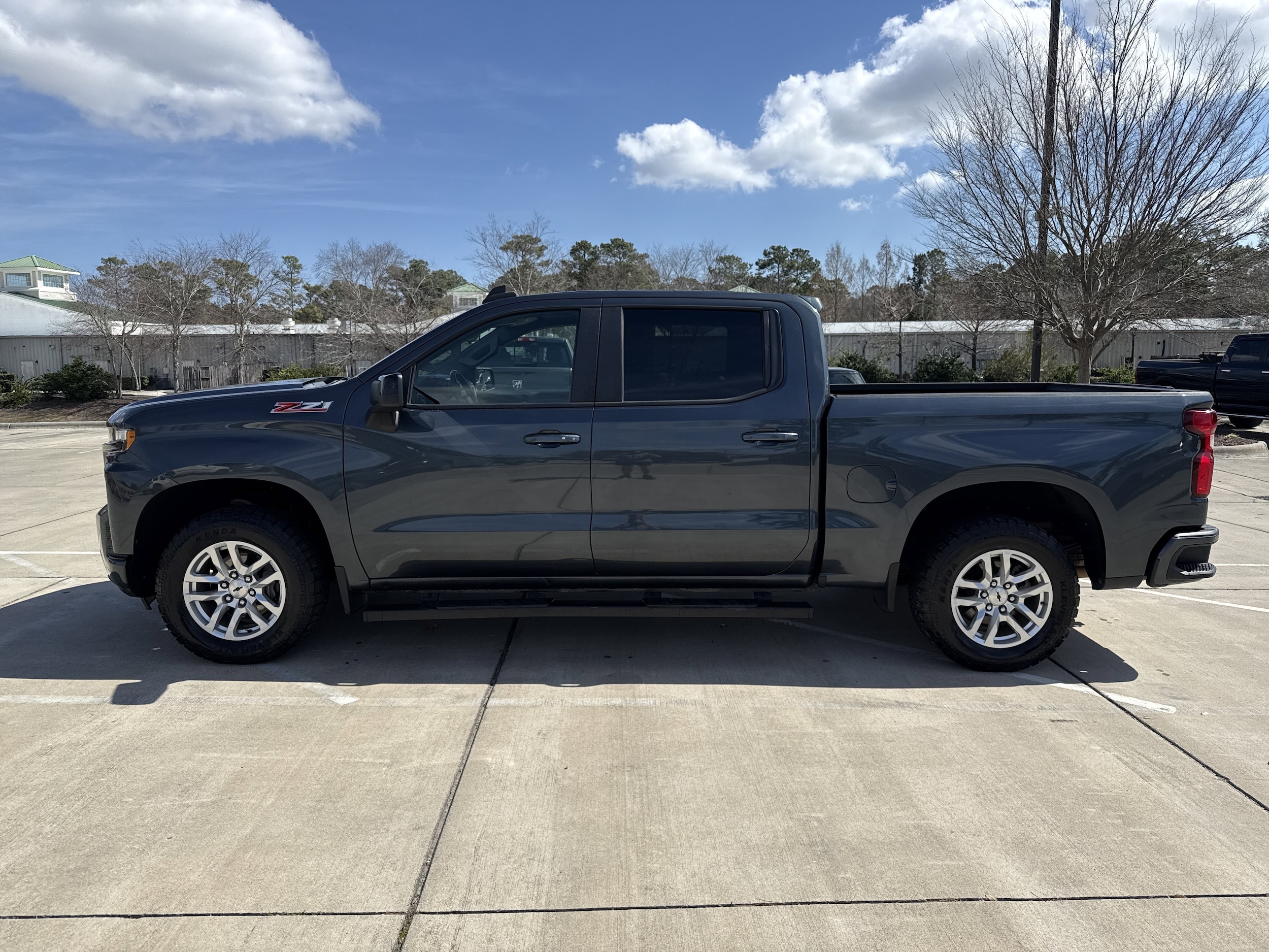 2020 Chevrolet Silverado 1500 RST photo 6