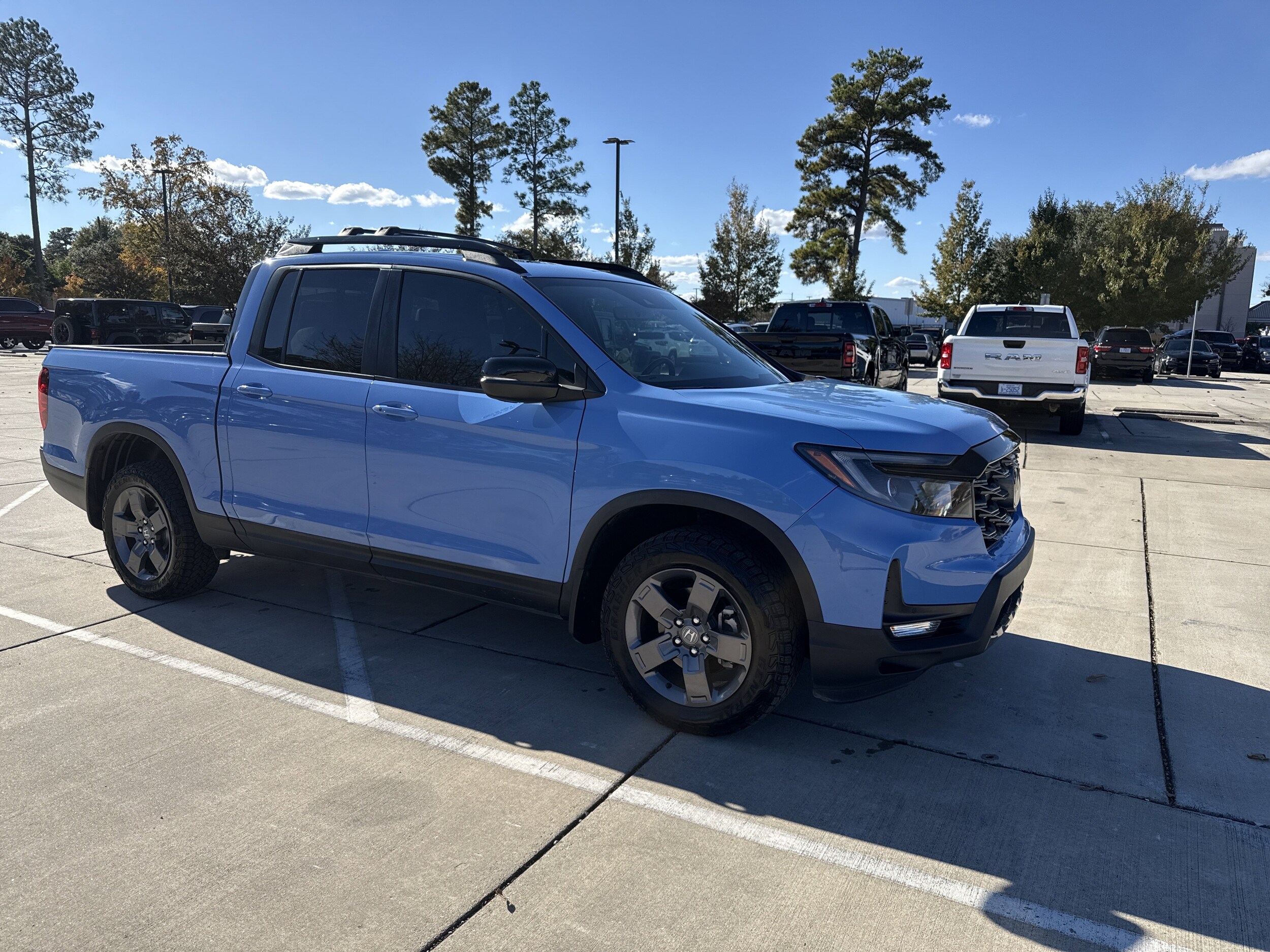 2024 Honda Ridgeline TrailSport photo 2