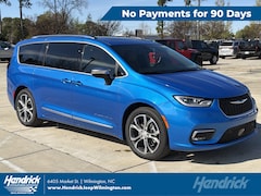 2026 Chrysler Pacifica Pinnacle Passenger Van