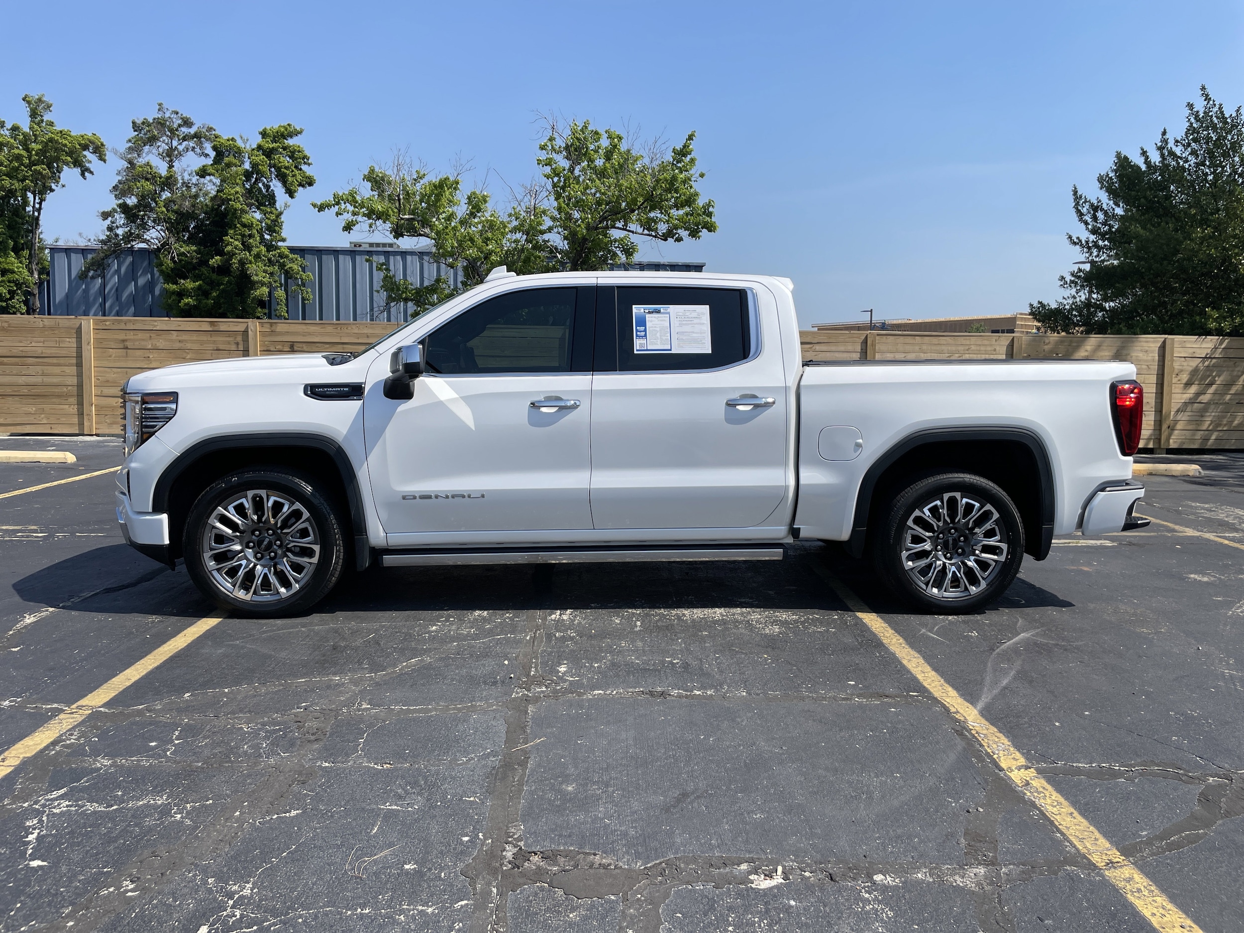 2024 GMC Sierra 1500 Denali Ultimate photo 5