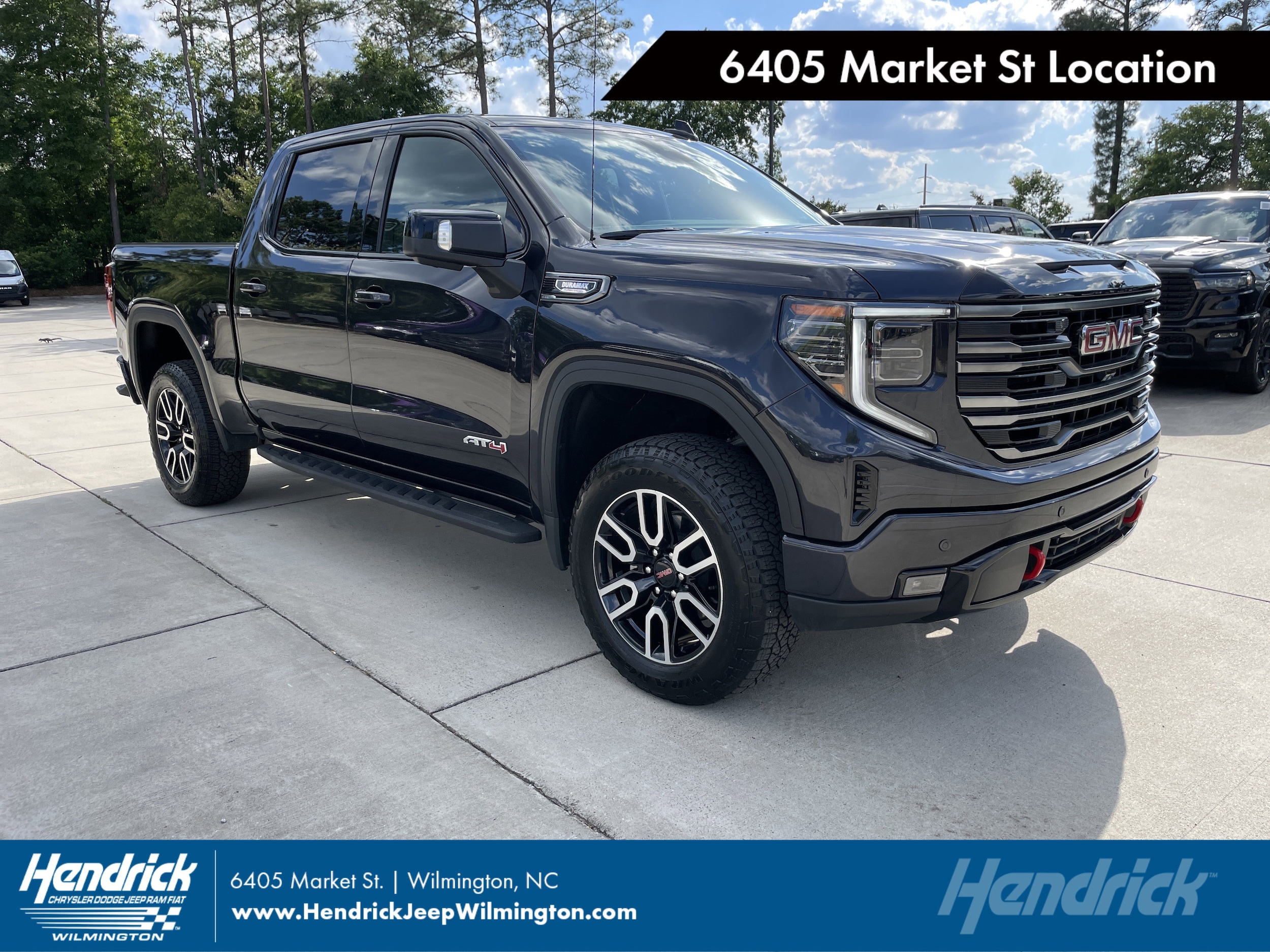 2025 GMC Sierra 4WD Crew Cab Short Box AT4's photo