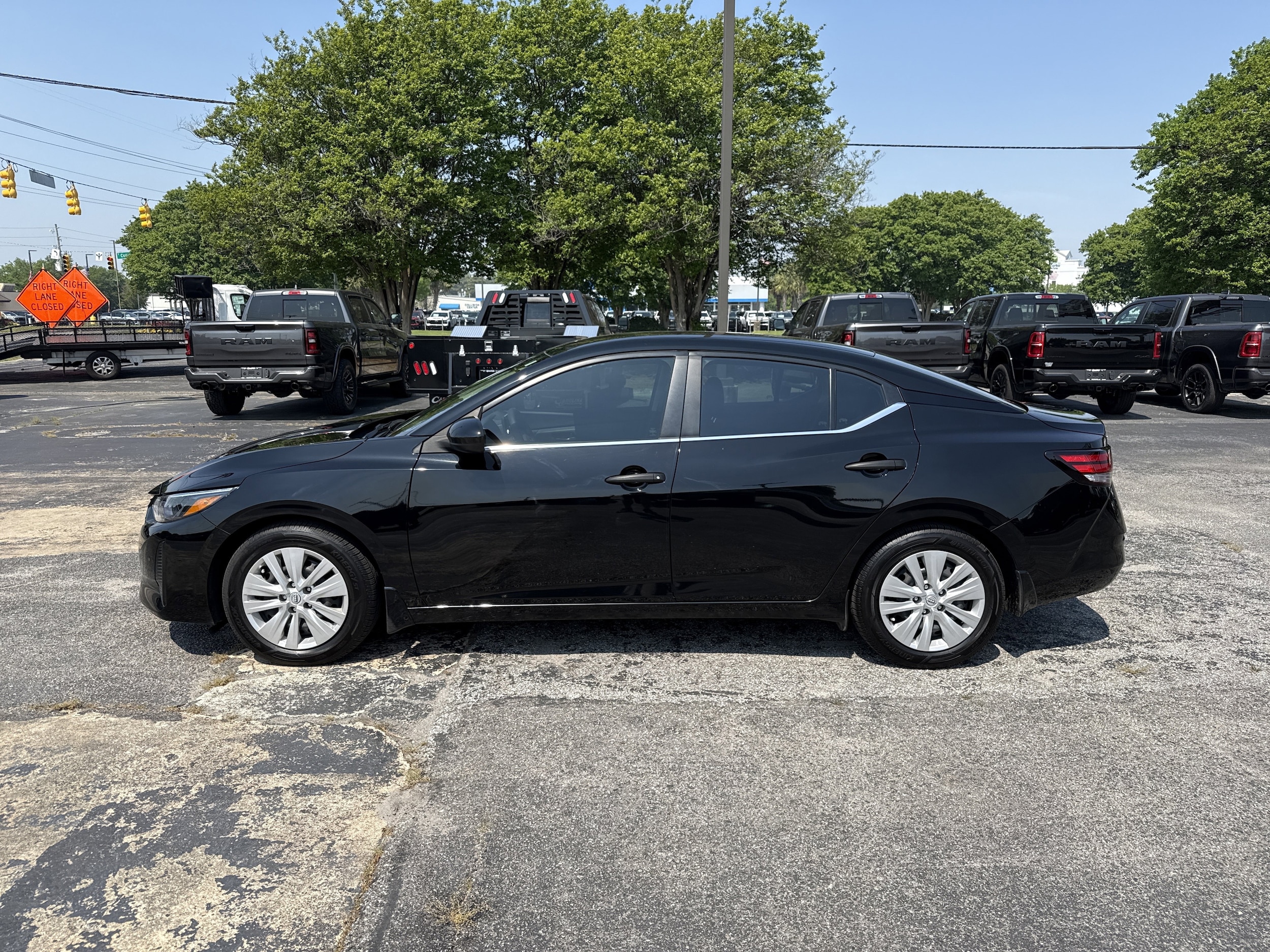 2024 Nissan Sentra S photo 6