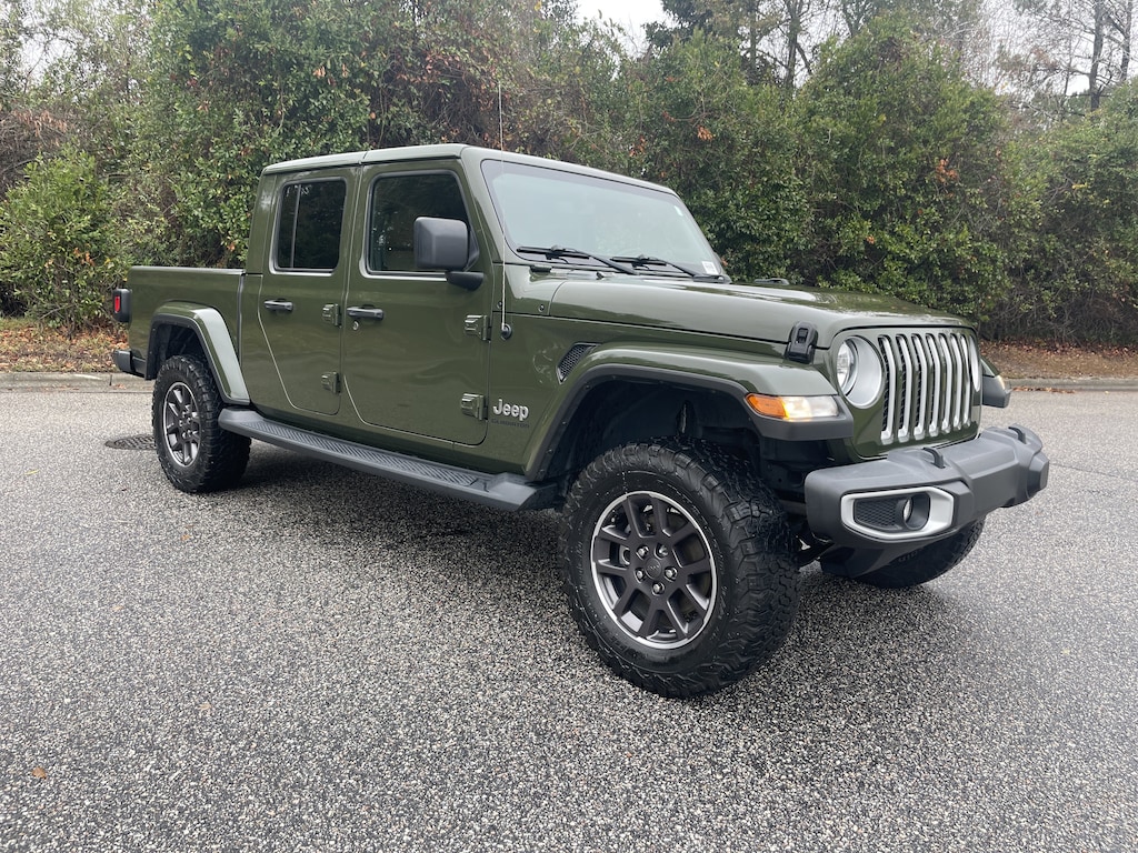 Used 2022 Jeep Gladiator Overland Truck Crew Cab