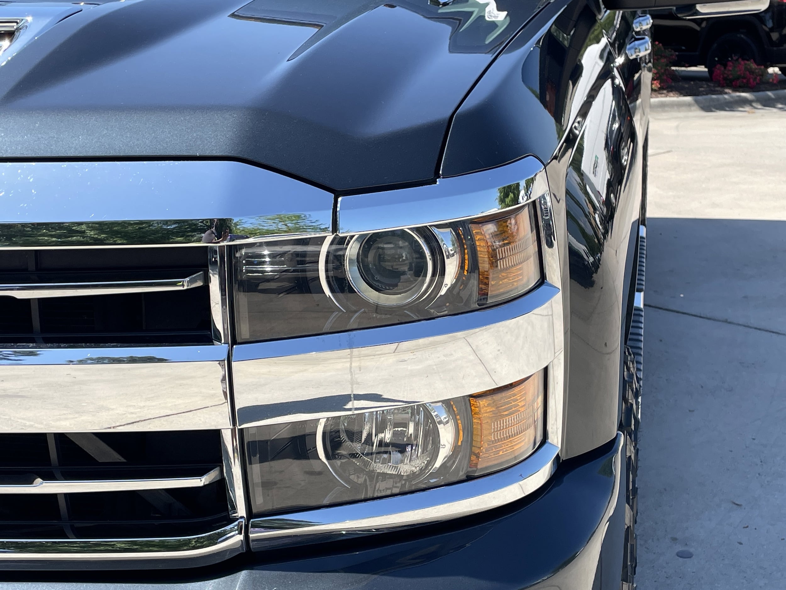 2019 Chevrolet Silverado 3500HD High Country photo 4