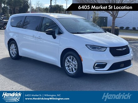 2024 Chrysler Pacifica Touring L Van Passenger Van