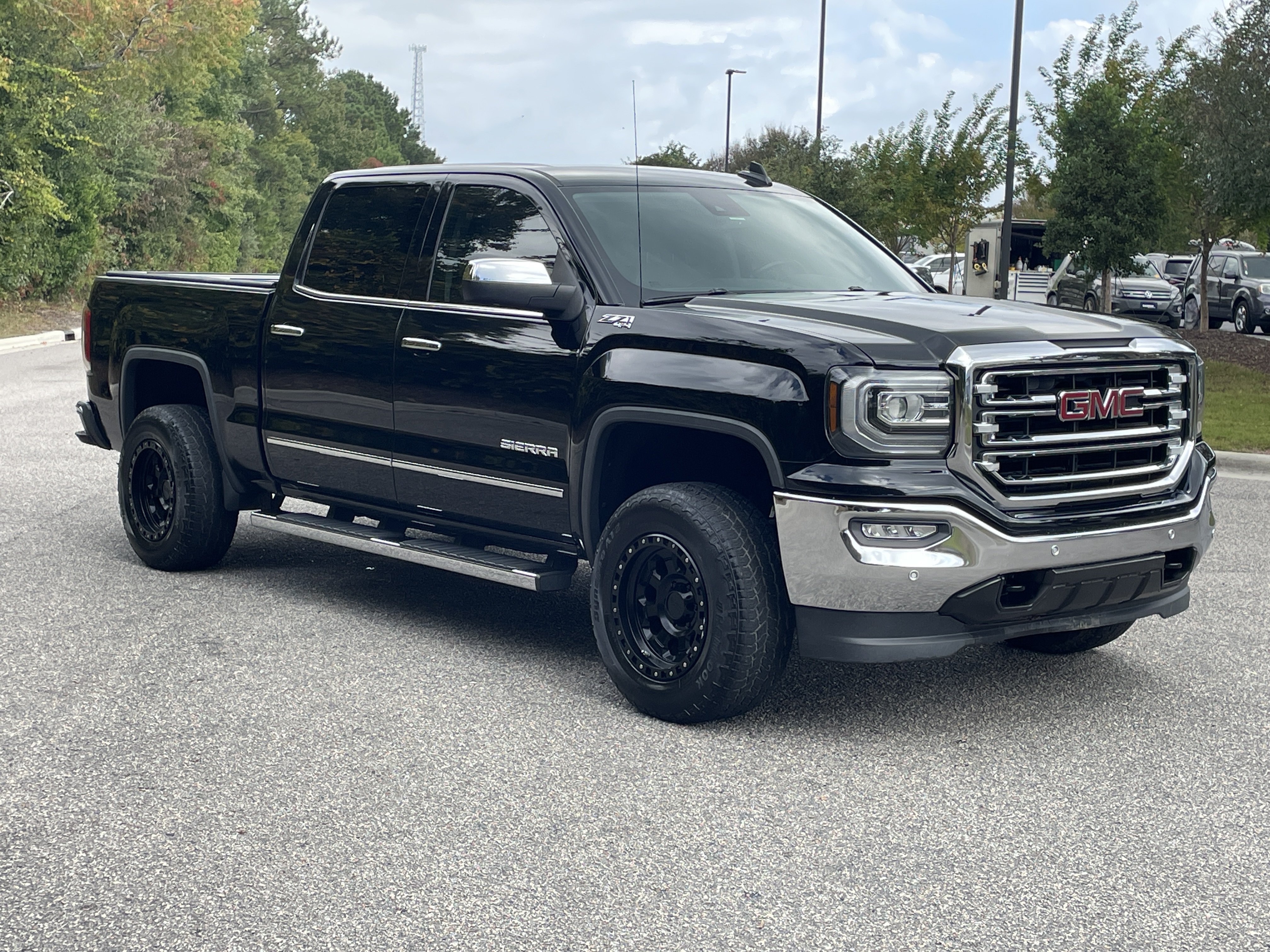 Used 2018 GMC Sierra 1500 SLT Truck Crew Cab