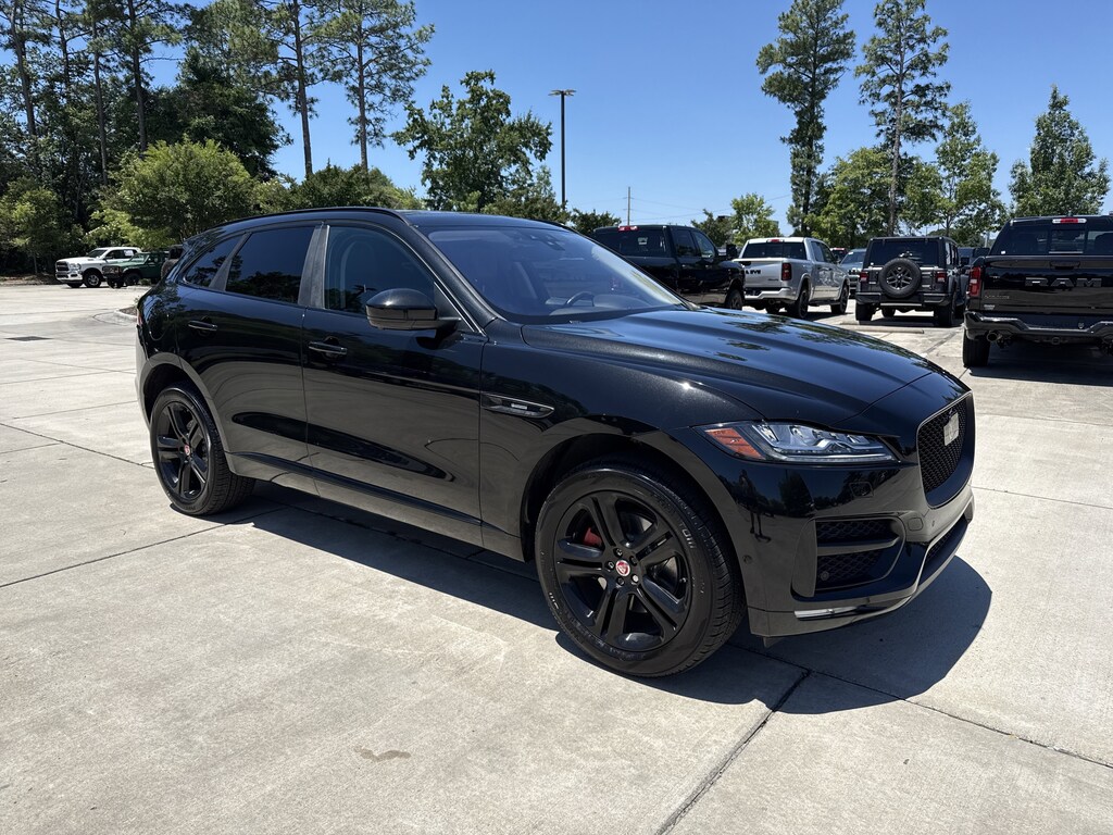 Used 2017 Jaguar F-PACE 35t R-Sport SUV
