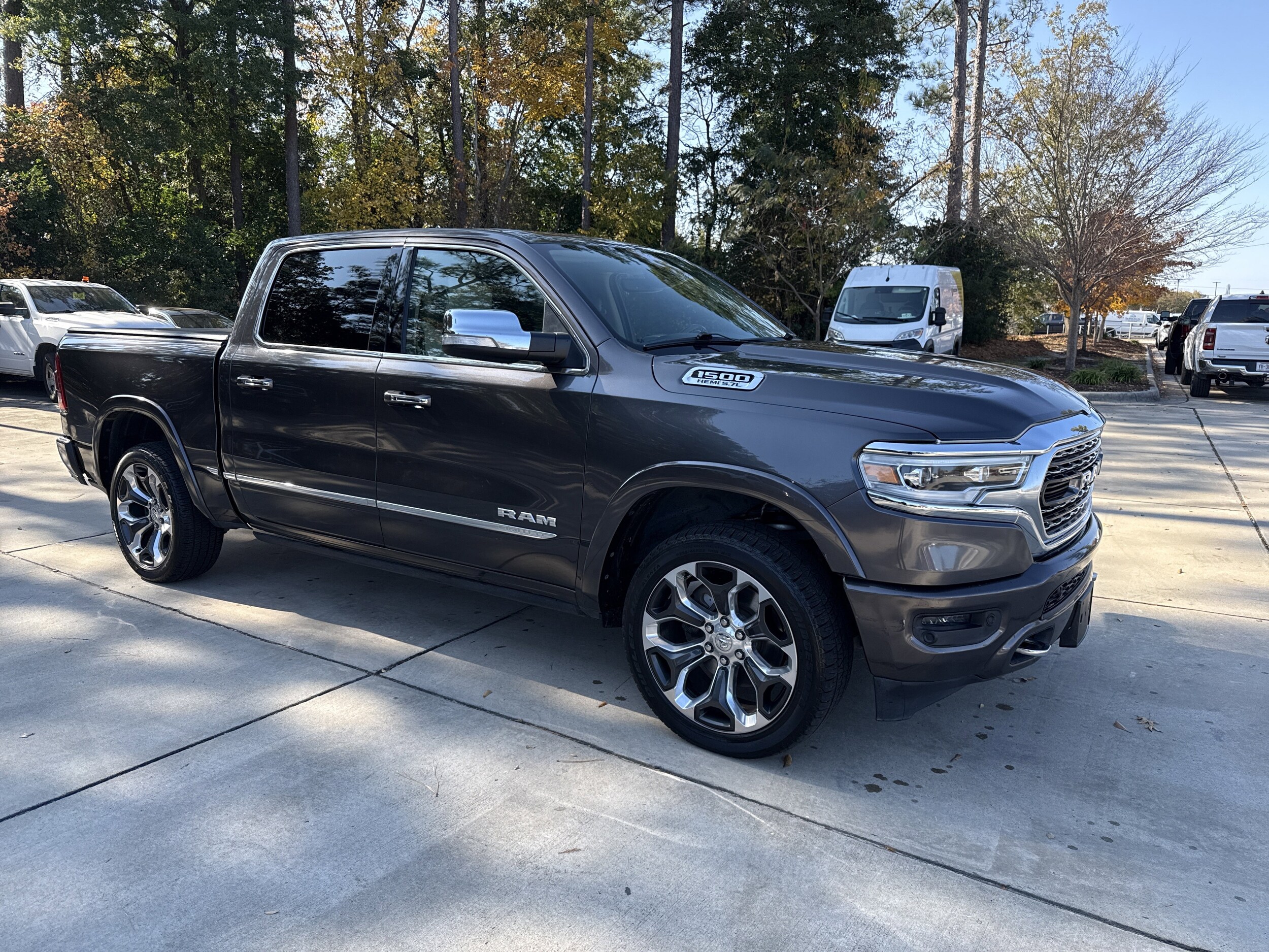 2020 Ram 1500 Limited photo 2