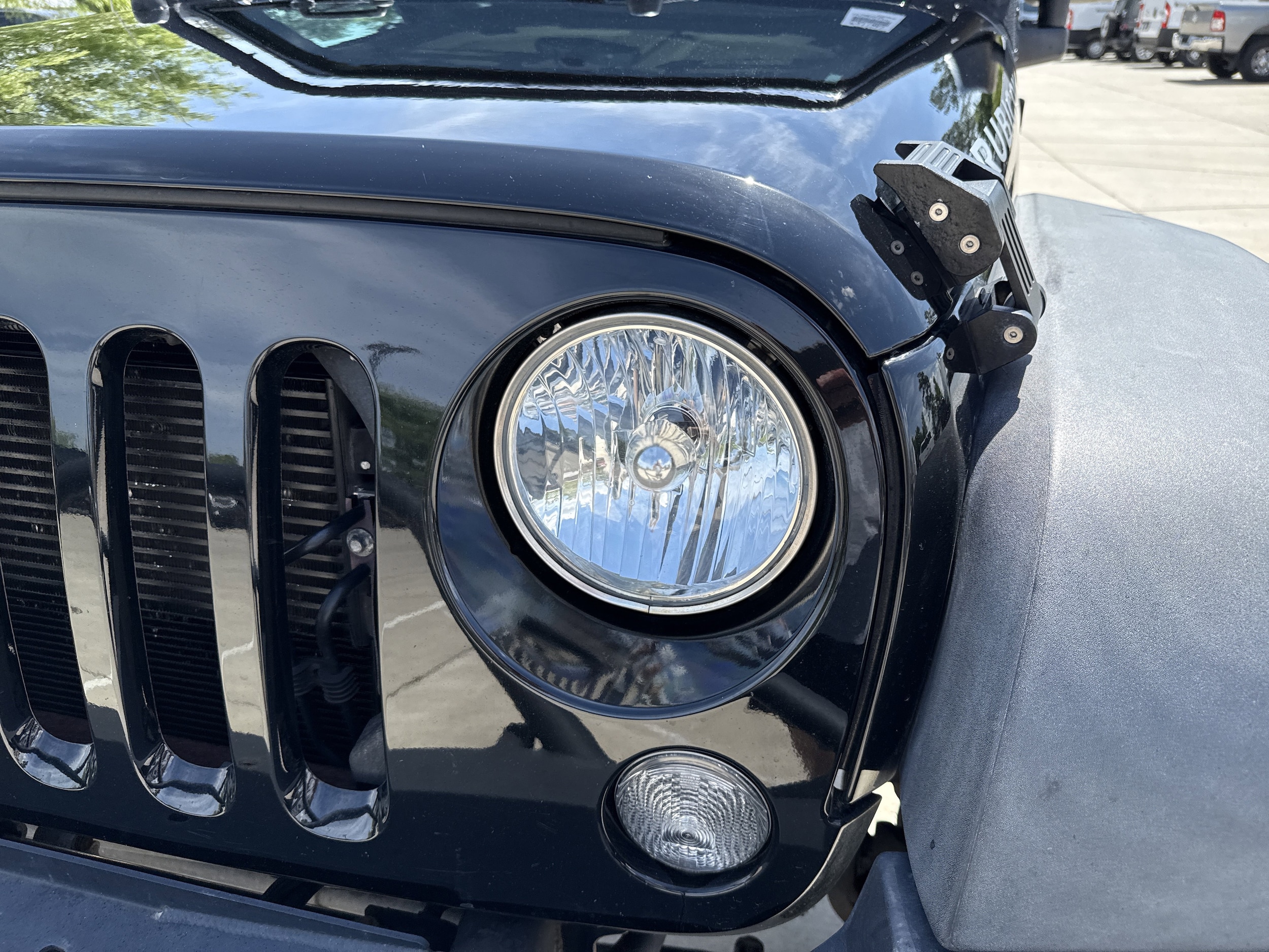 2017 Jeep Wrangler JK Unlimited Rubicon photo 5