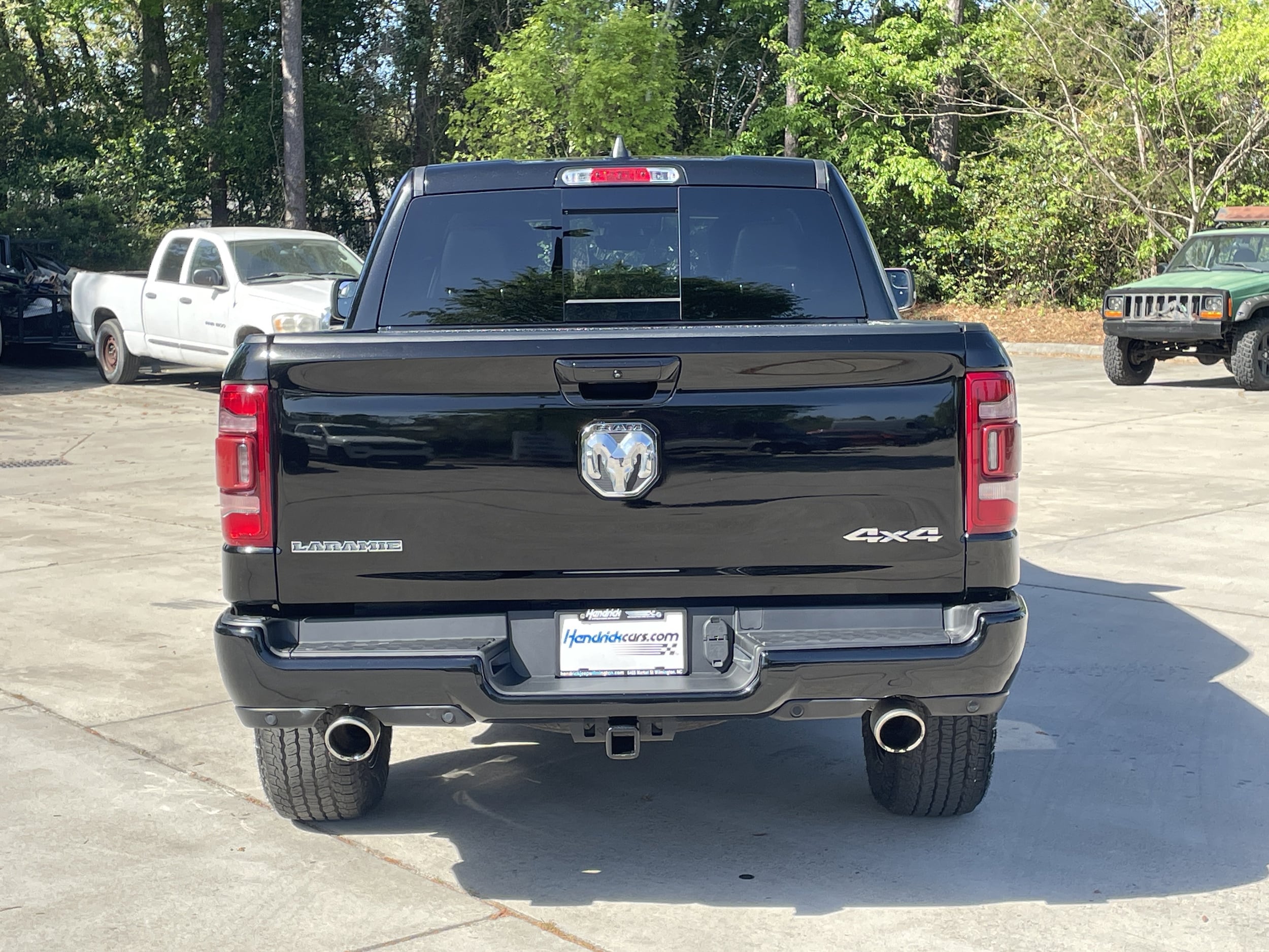 2022 Ram 1500 Laramie photo 3
