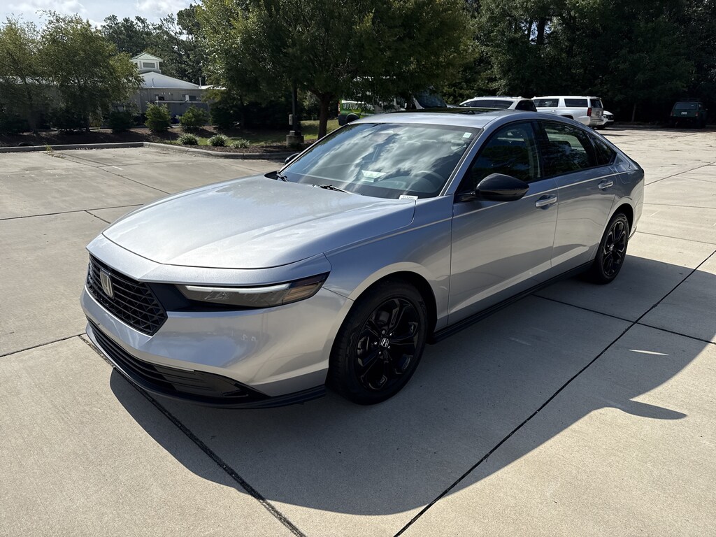 Used 2025 Honda Accord SE Sedan