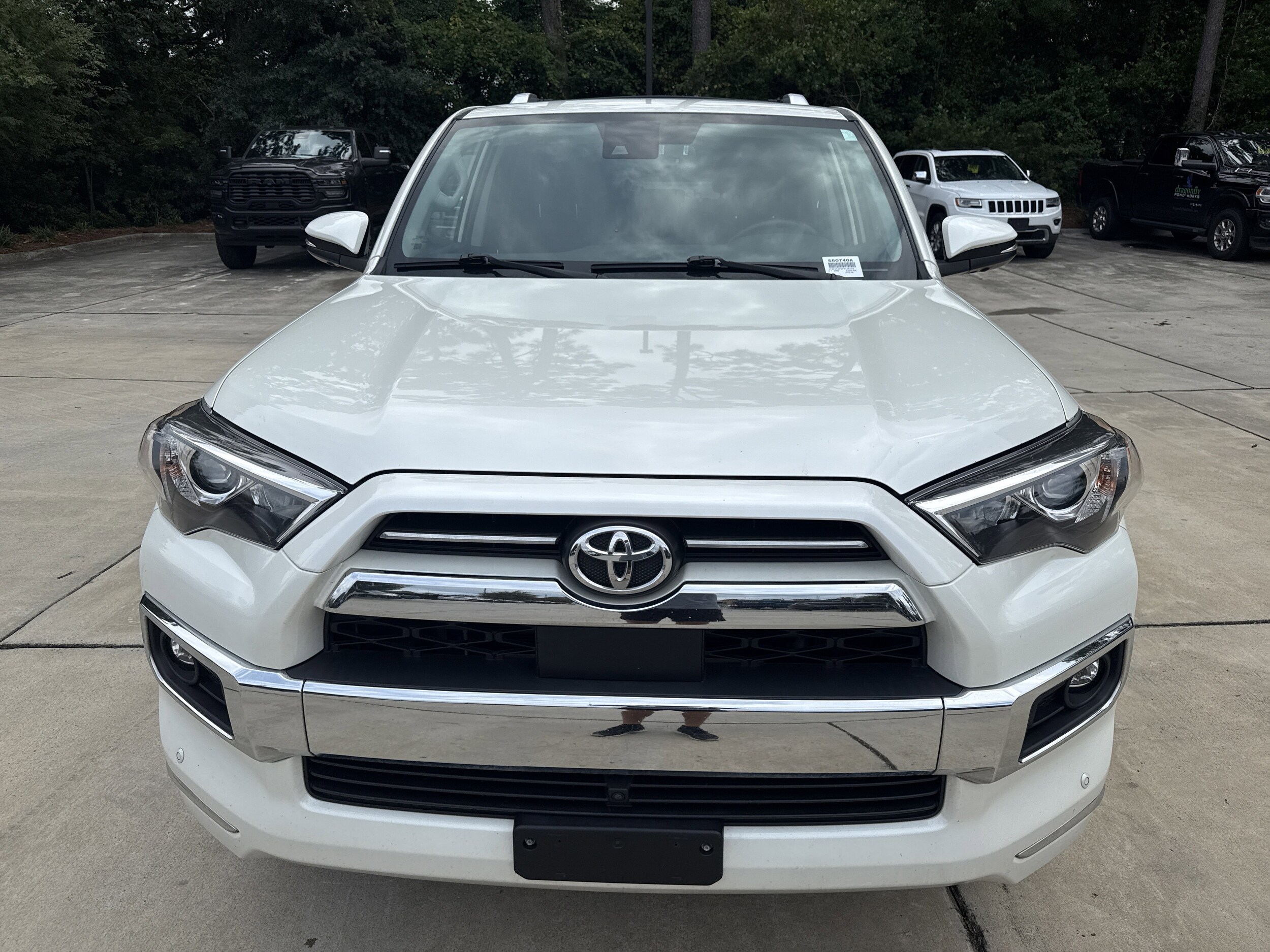 2023 Toyota 4Runner Limited photo 3