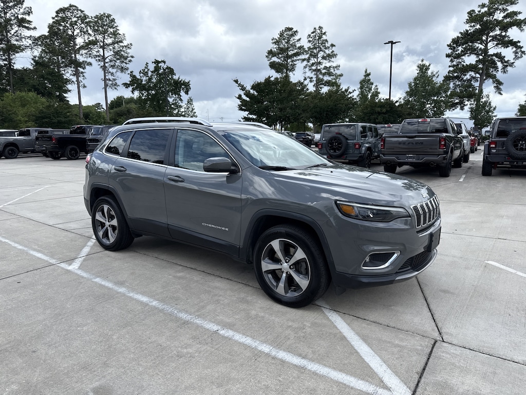 Used 2019 Jeep Cherokee Limited SUV