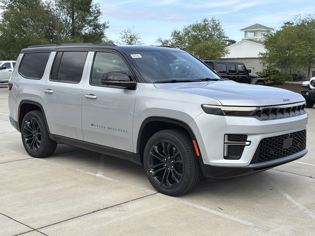 New 2026 Jeep Grand Wagoneer Summit Reserve Sport Utility