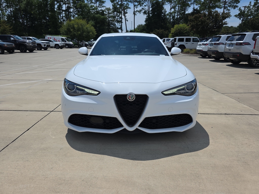 Used 2023 Alfa Romeo Giulia Sedan