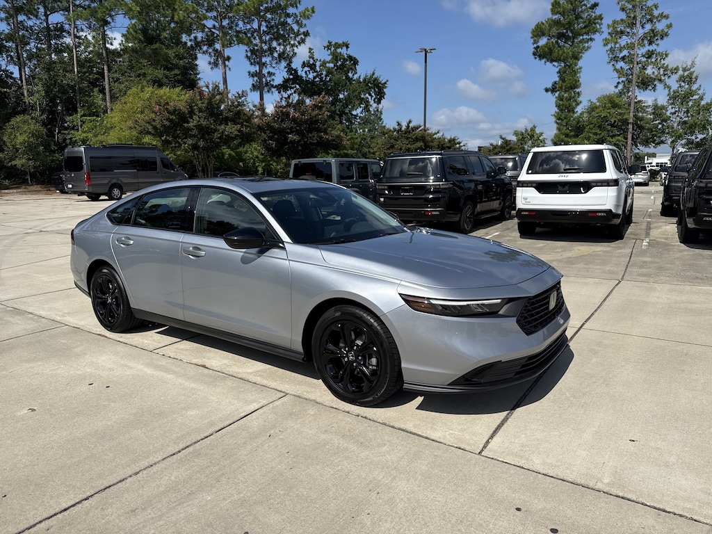 Used 2025 Honda Accord SE Sedan