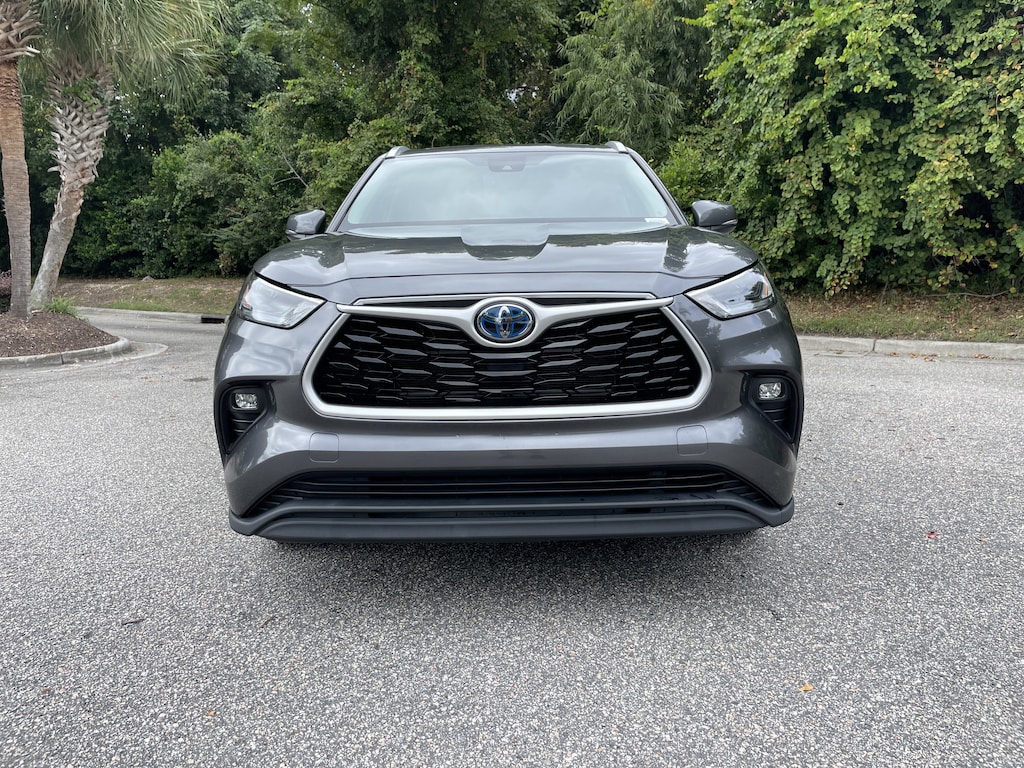 Used 2023 Toyota Highlander Hybrid Hybrid XLE SUV