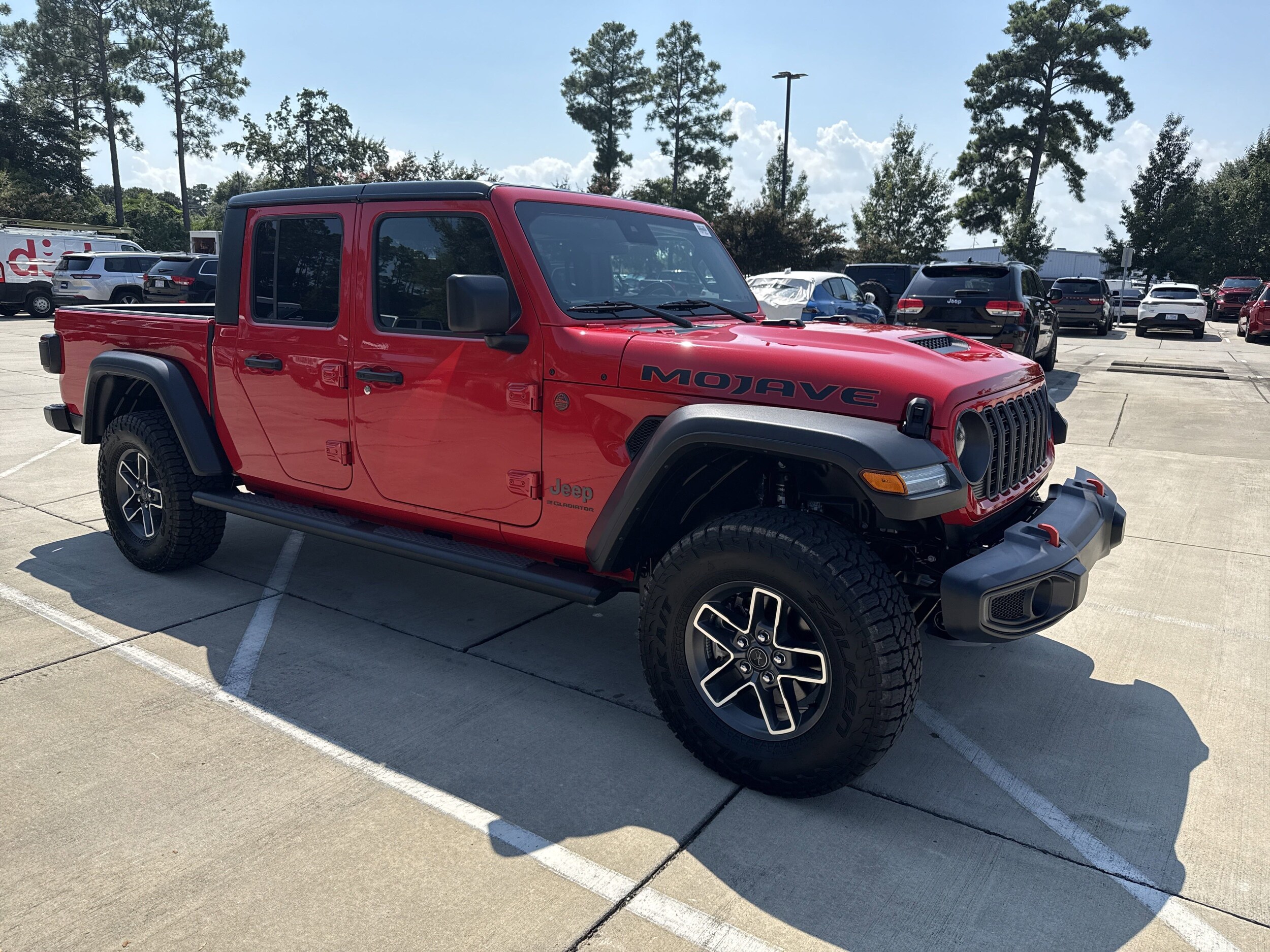 2024 Jeep Gladiator Mojave photo 2