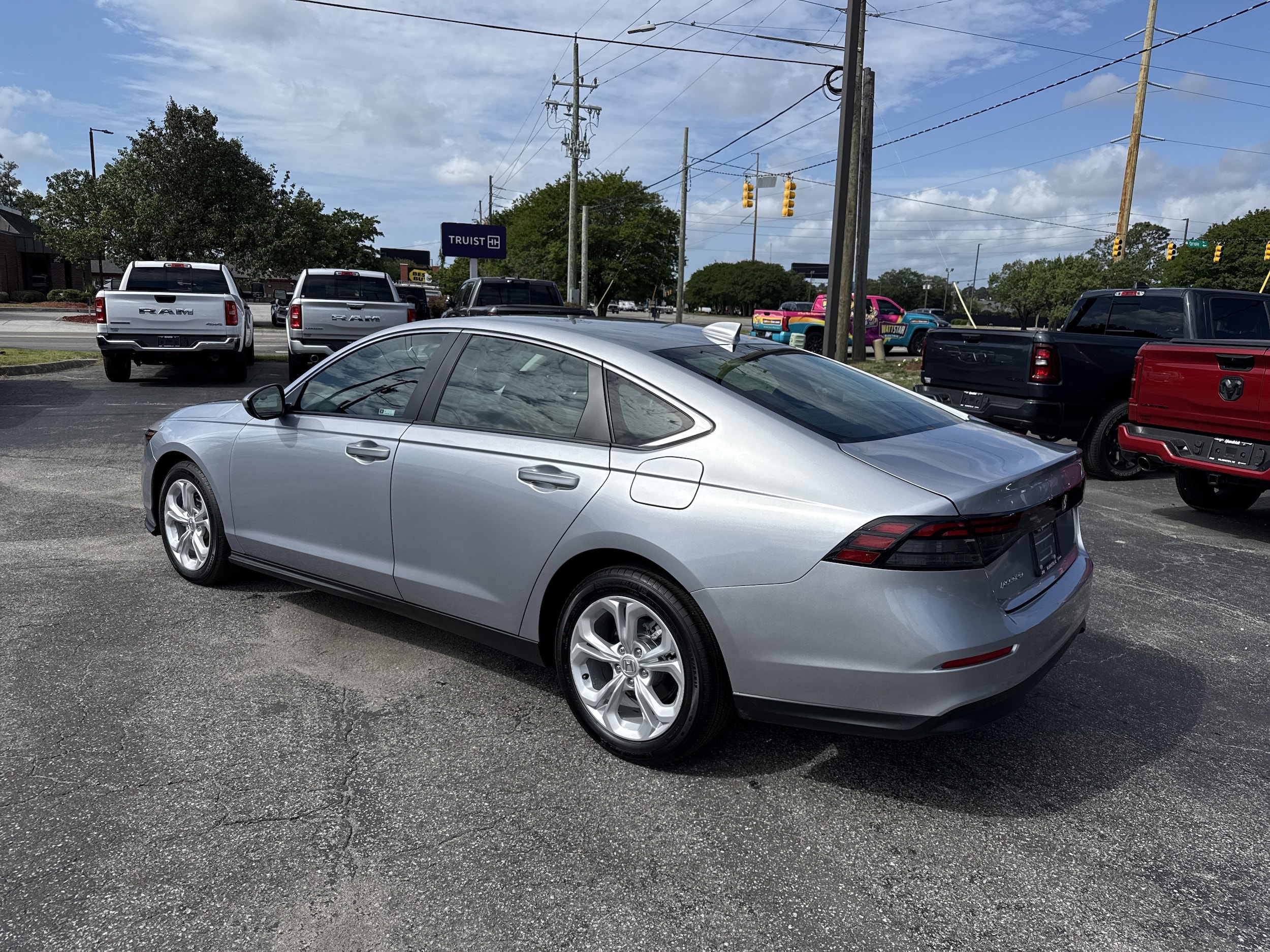 2025 Honda Accord LX photo 3