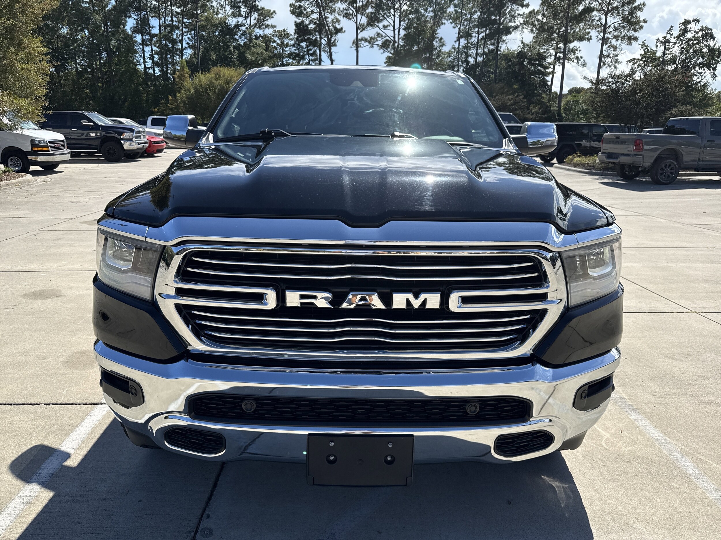 2023 Ram 1500 Laramie photo 3