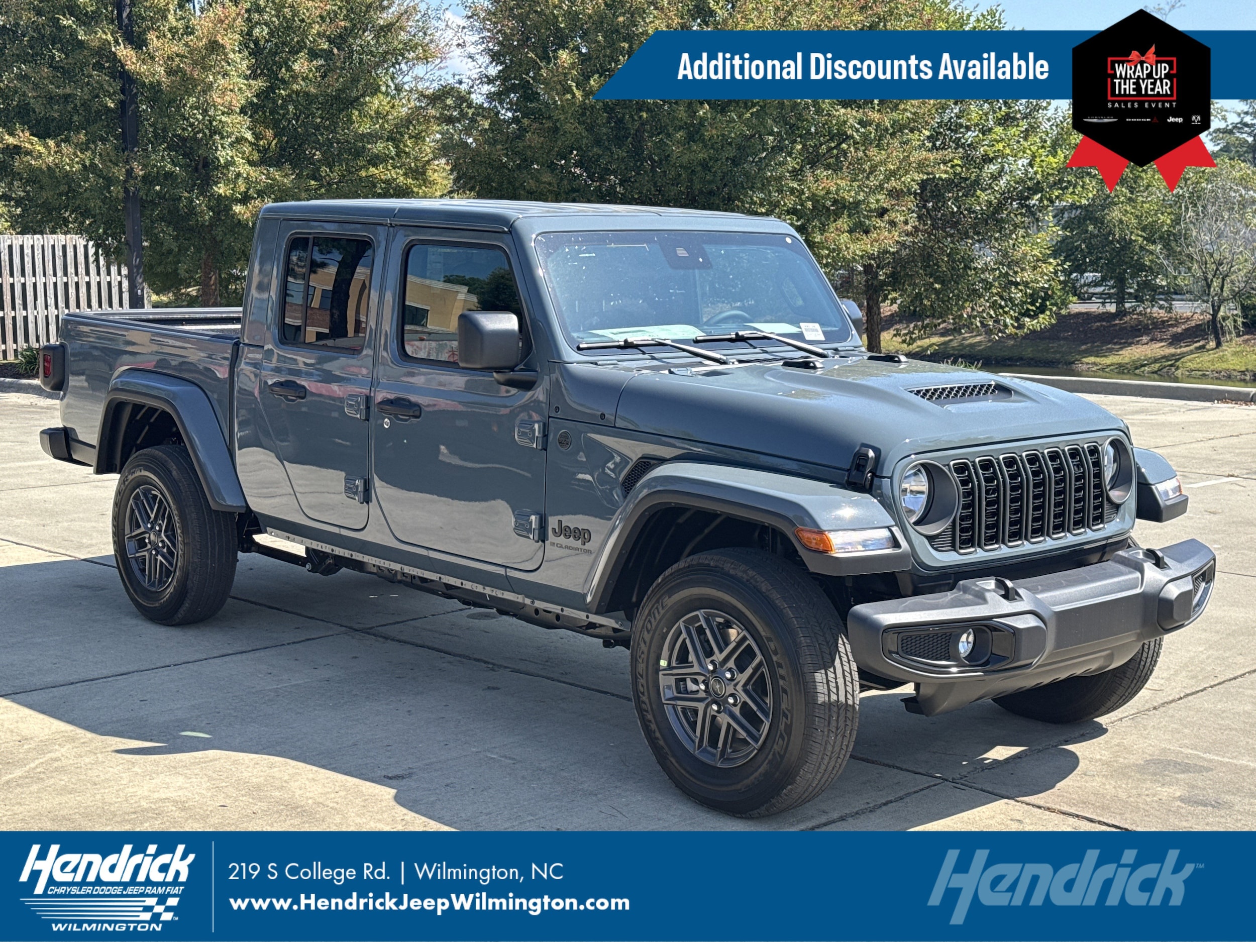 2025 Jeep Gladiator Sport S's photo