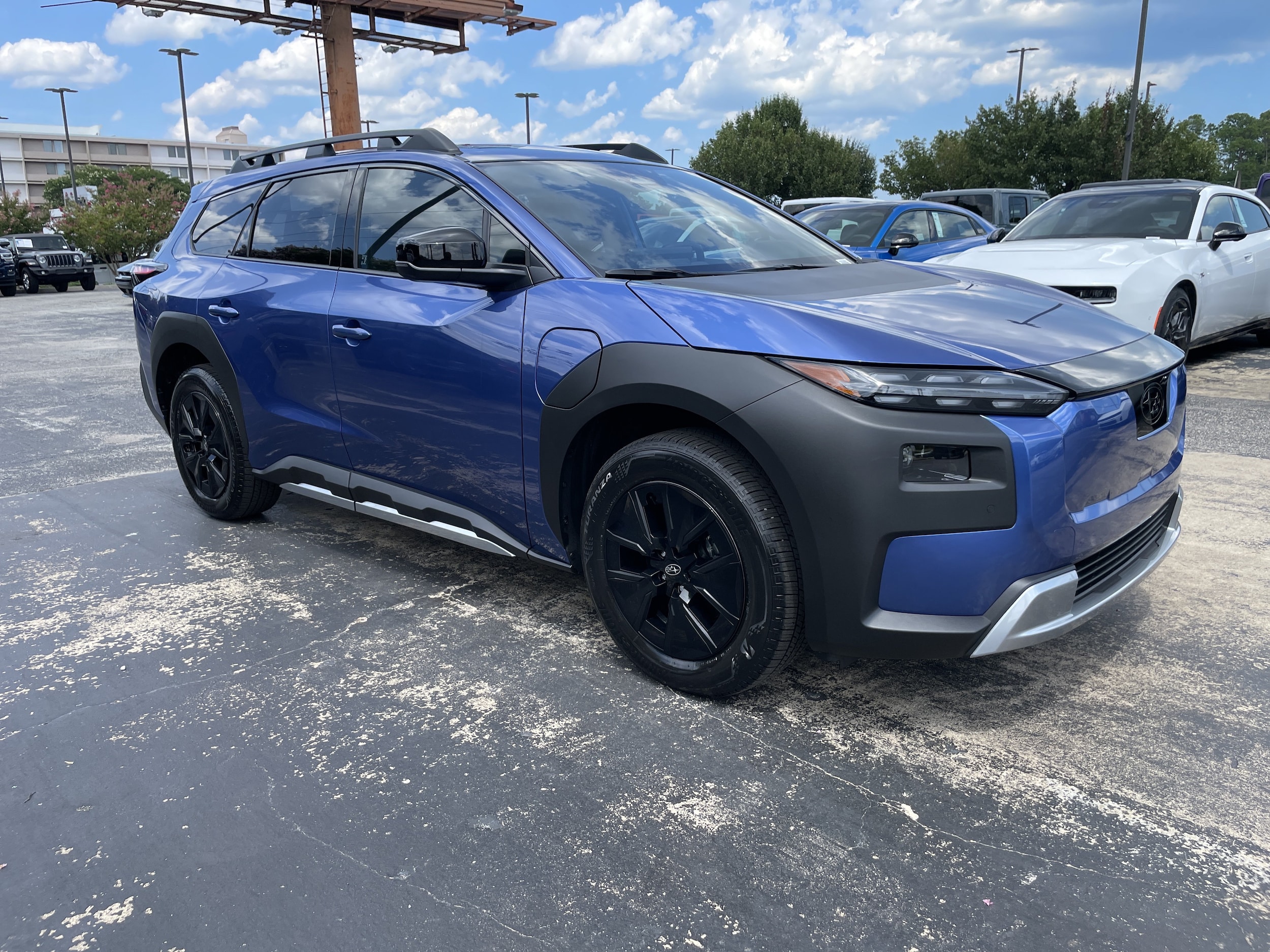 View vehicle photo 2