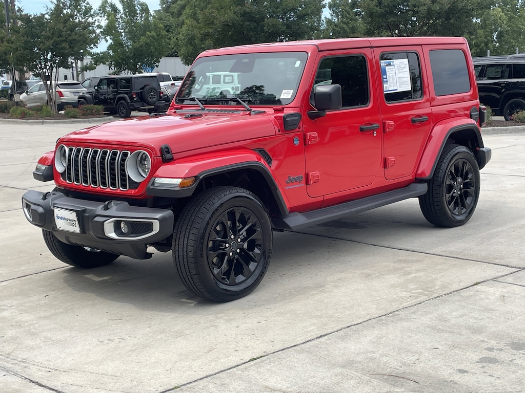 Used 2025 Jeep Wrangler 4xe Sahara SUV