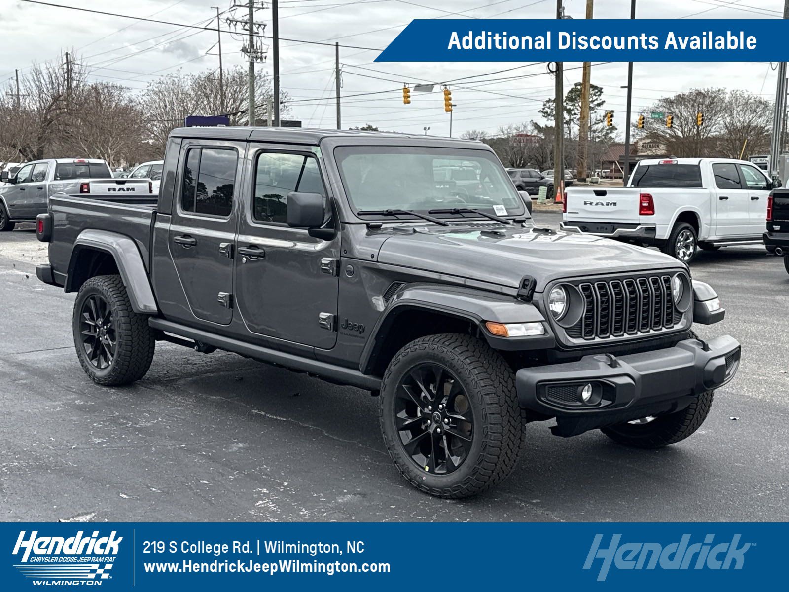 New Granite Crystal 2025 Jeep Gladiator Nighthawk in New Granite Crystal 2025 Jeep Gladiator Nighthawk in