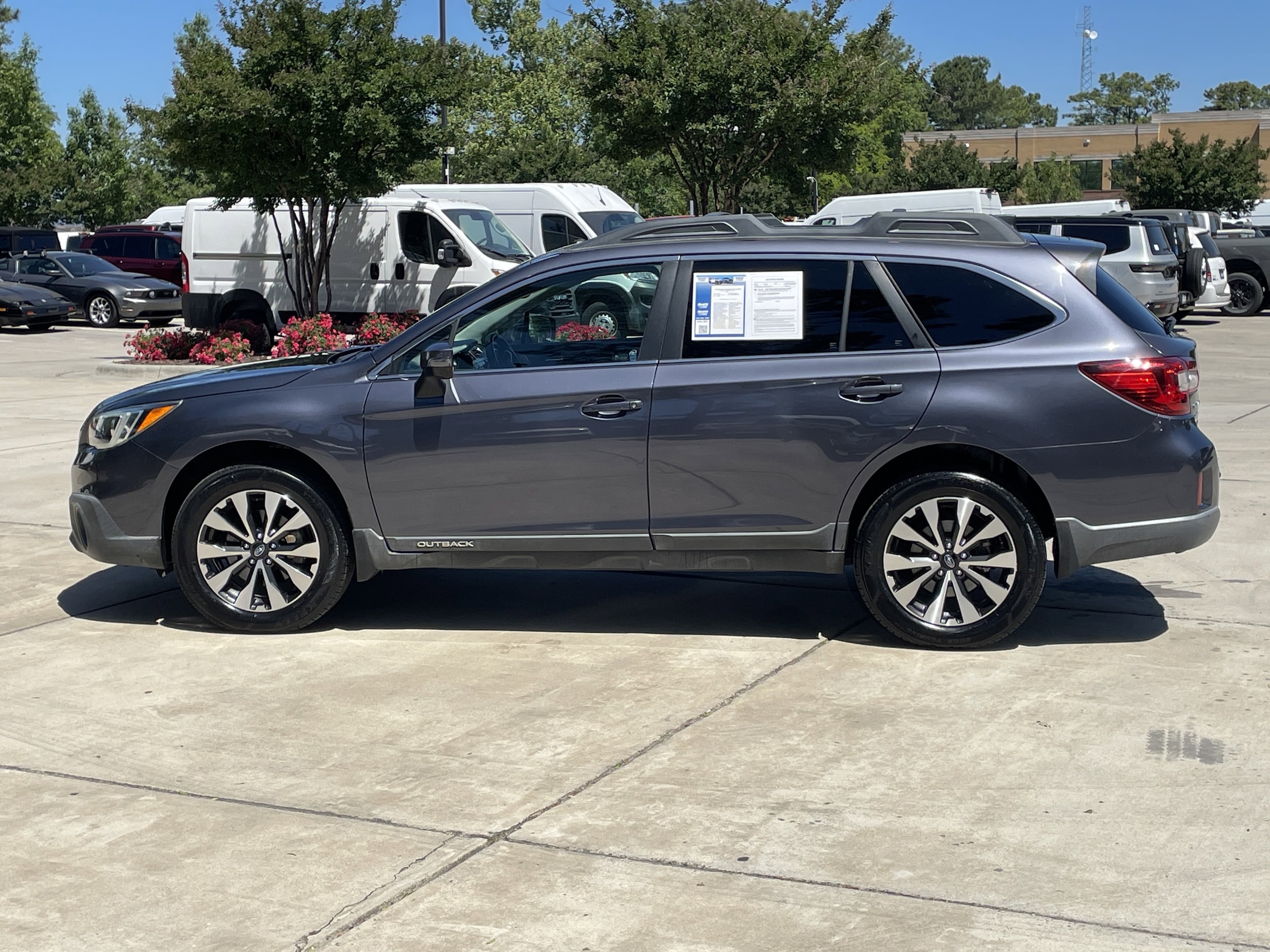 2016 Subaru Outback 2.5i Limited photo 6