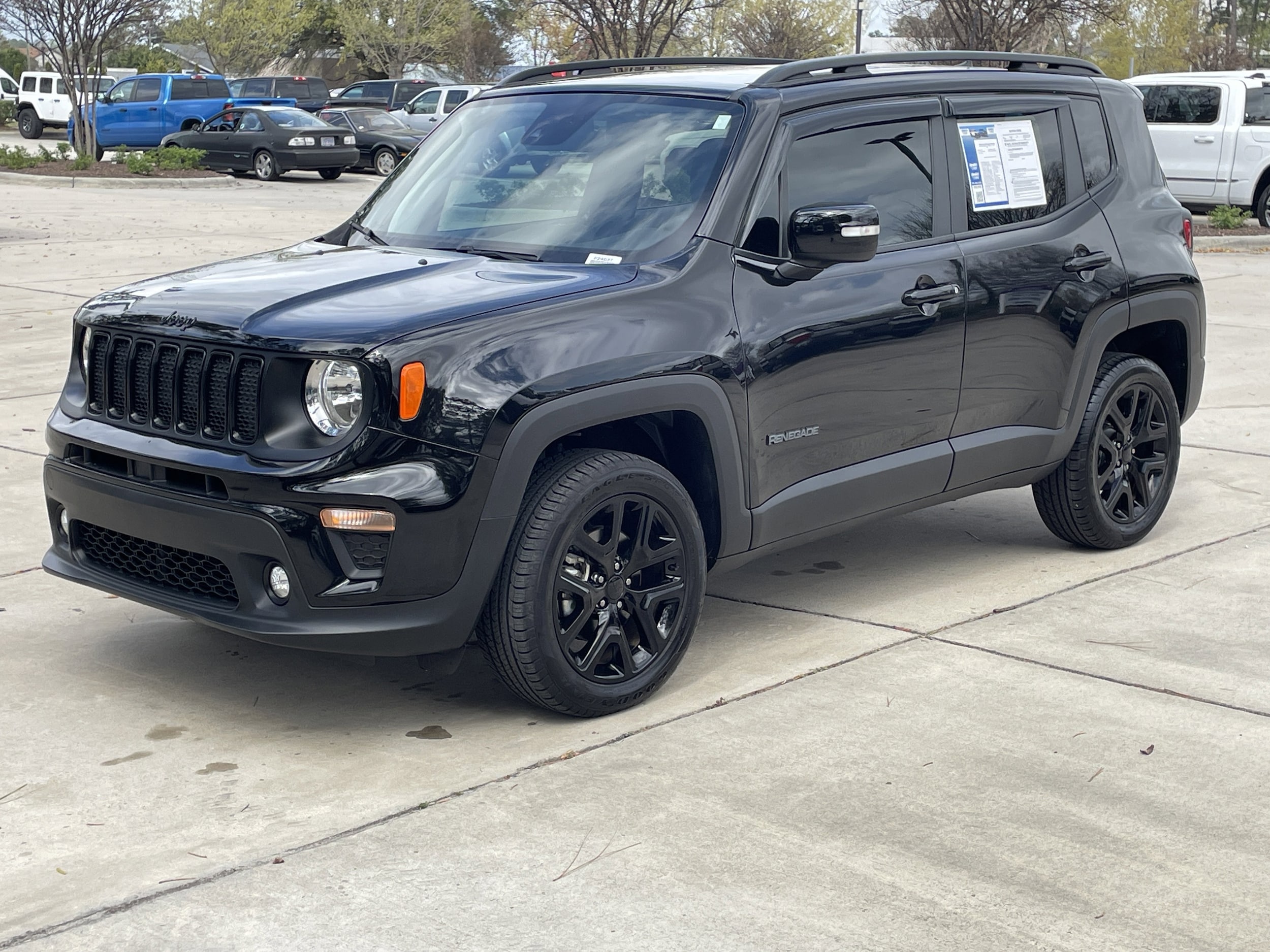 2023 Jeep Renegade (RED) Edition photo 4