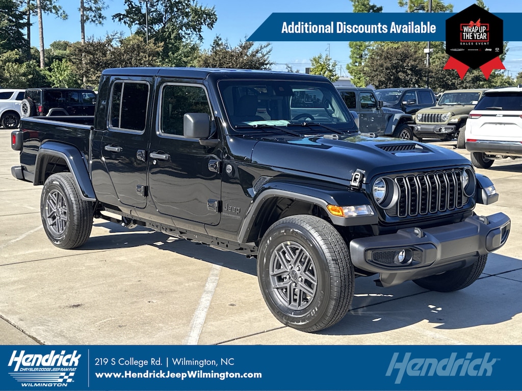 New 2025 Jeep Gladiator Sport S Pickup