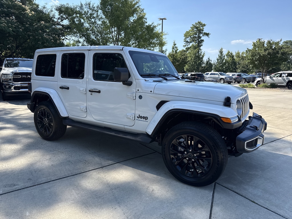 Used 2025 Jeep Wrangler 4xe Sahara SUV