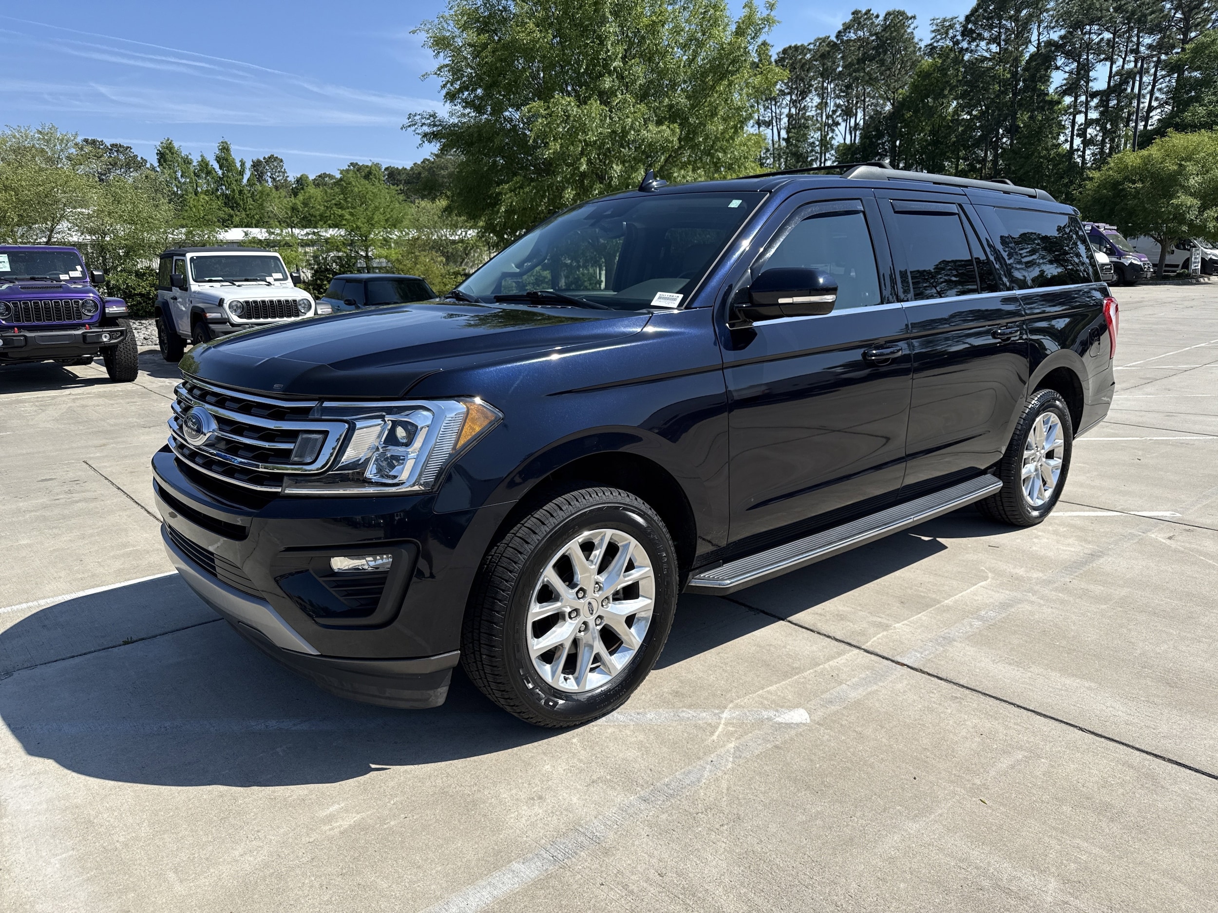 2021 Ford Expedition Max XLT photo 4