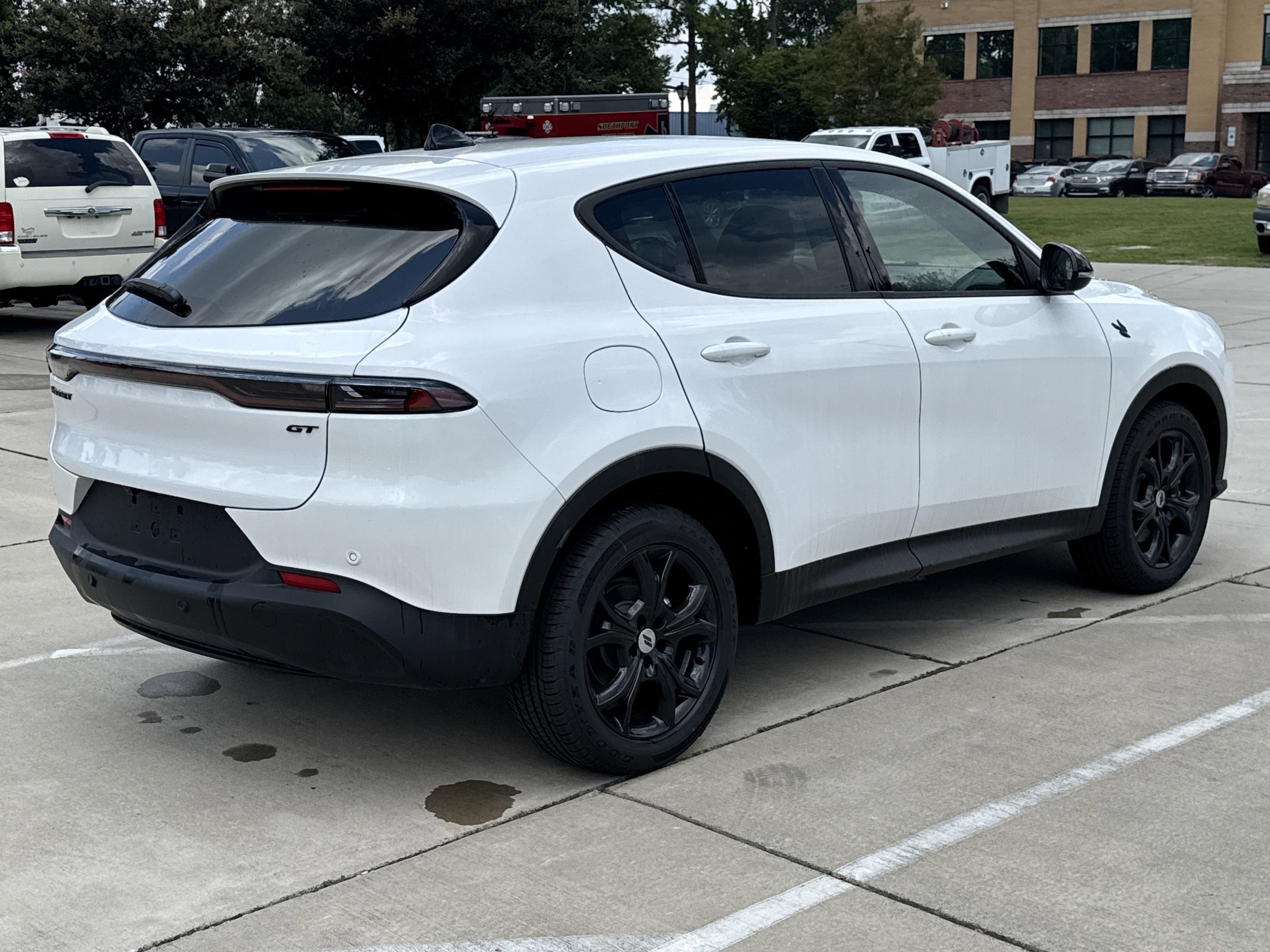 2025 Dodge Hornet GT photo 3