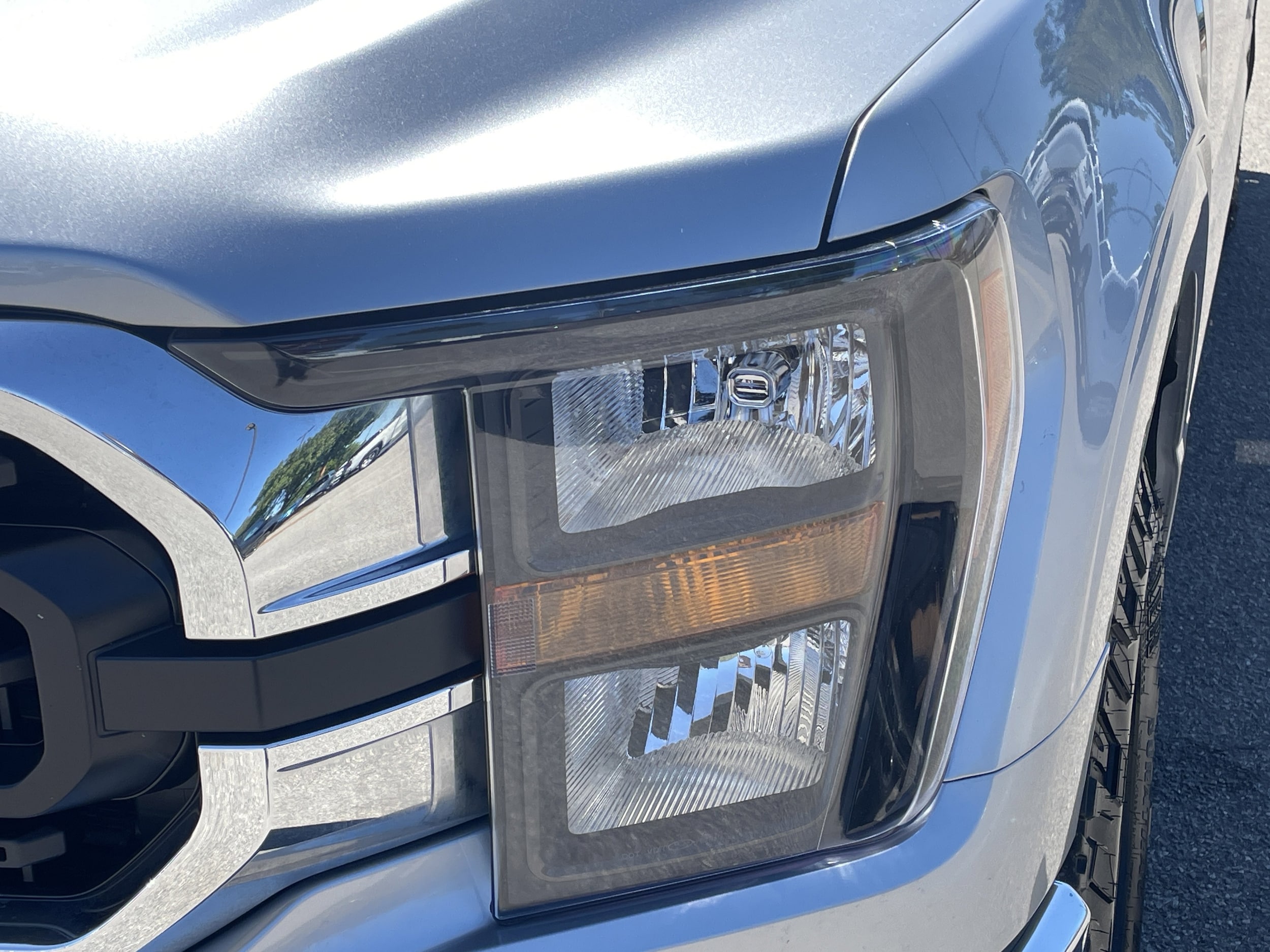 2023 Ford F-150 XLT photo 4