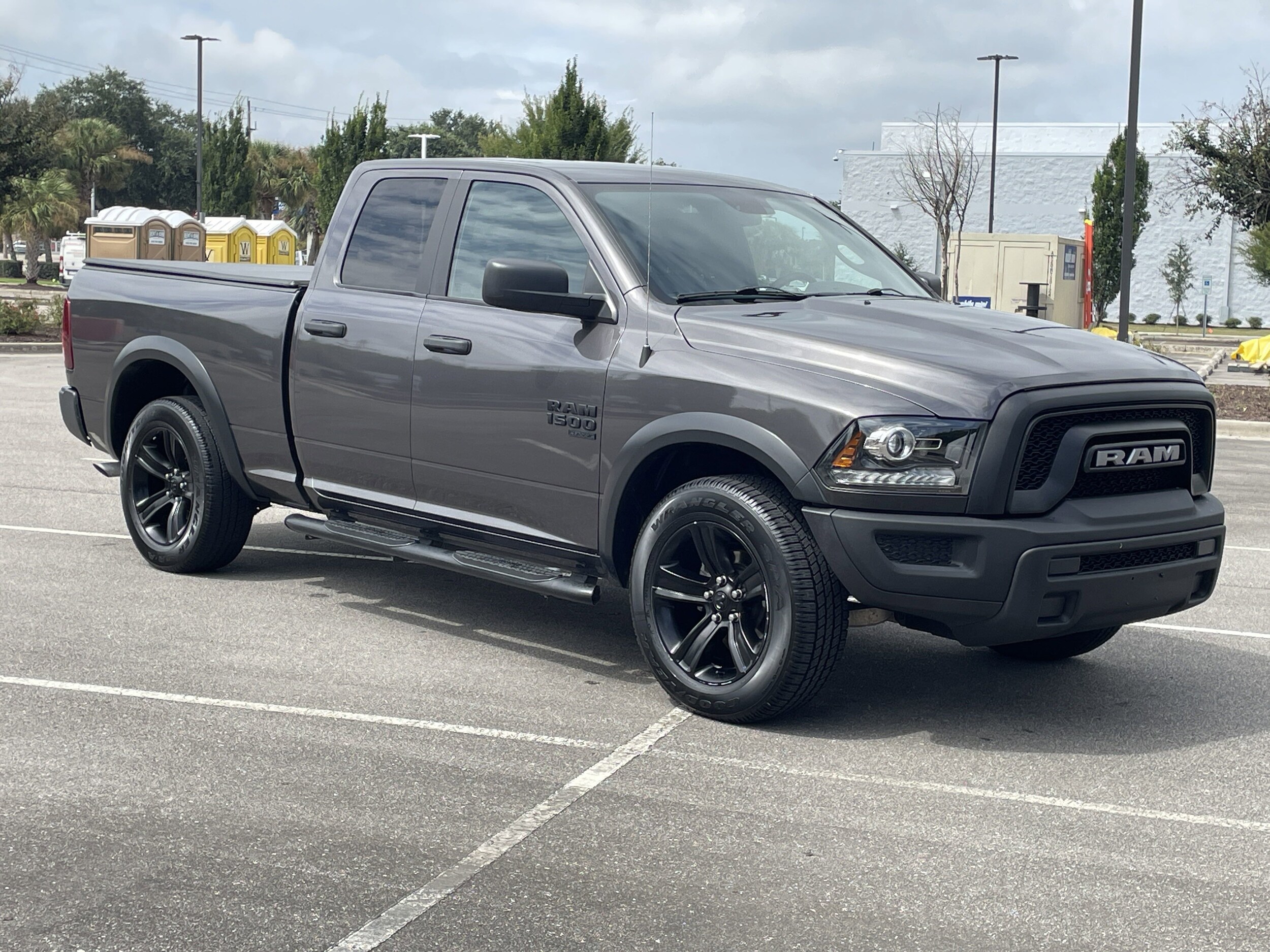 2021 Ram 1500 Classic Warlock photo 2