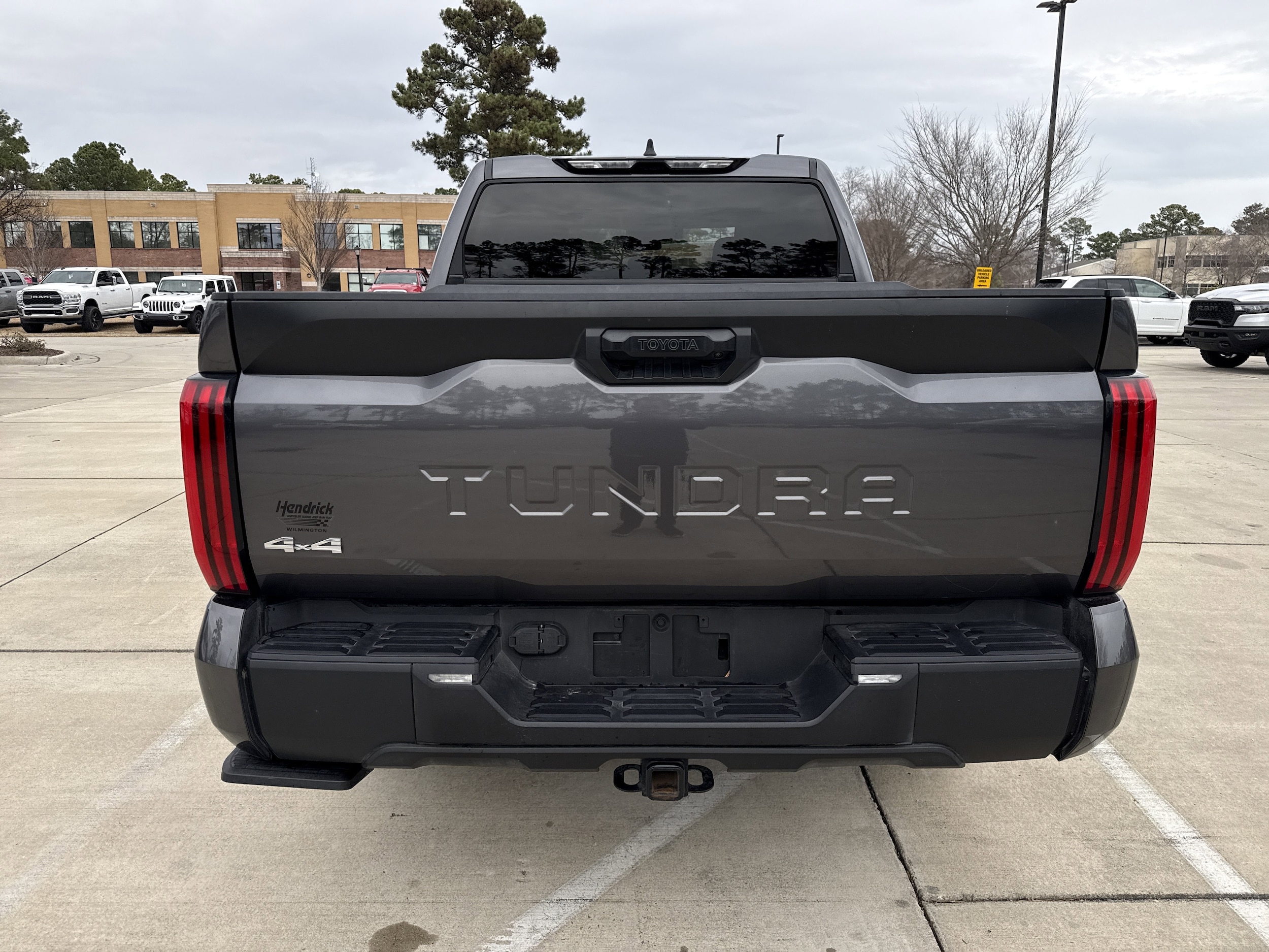 2024 Toyota Tundra SR5 photo 3