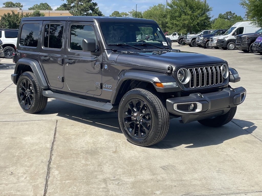 Used 2025 Jeep Wrangler 4xe Sahara SUV