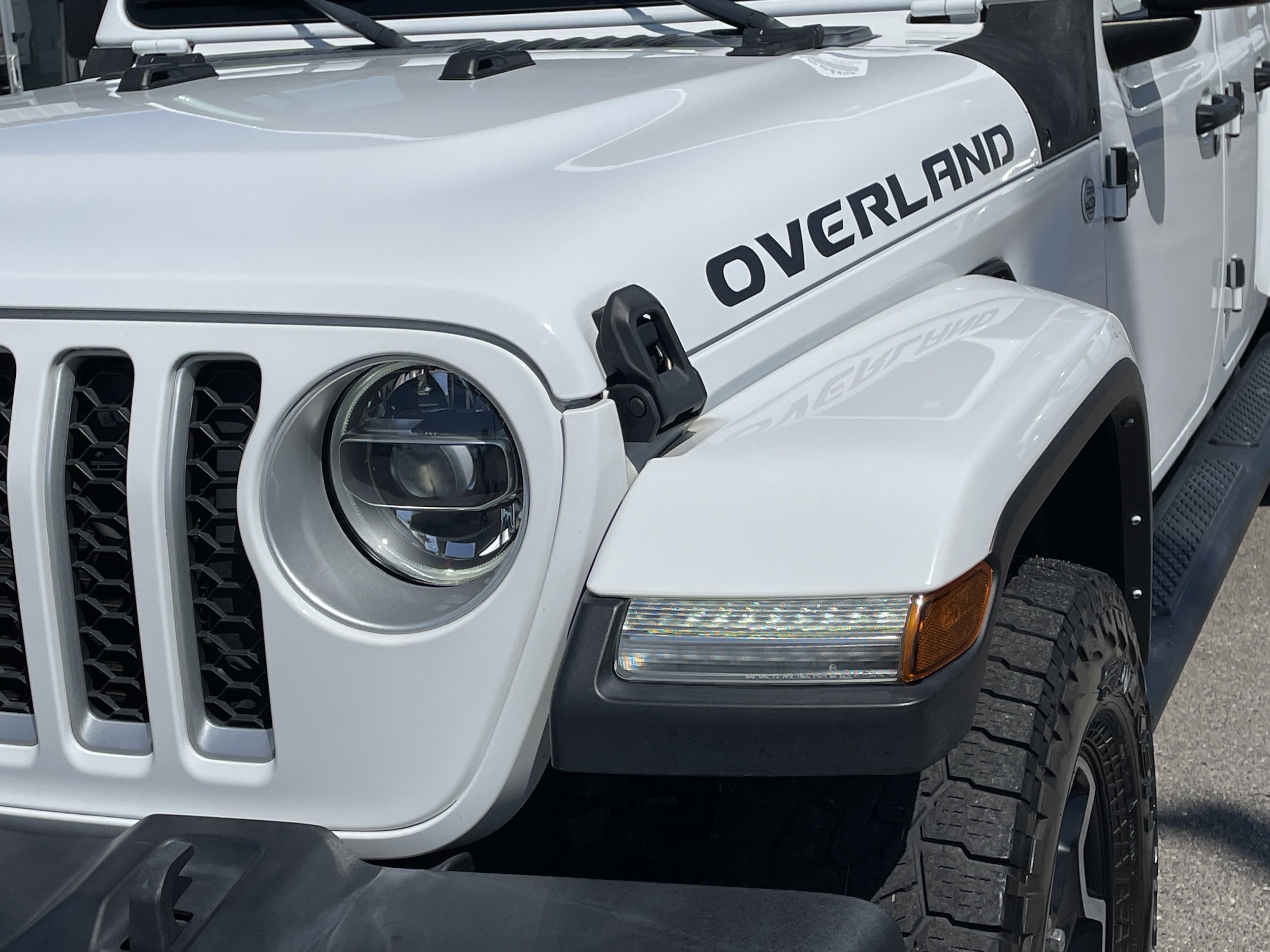 2022 Jeep Gladiator Overland photo 5